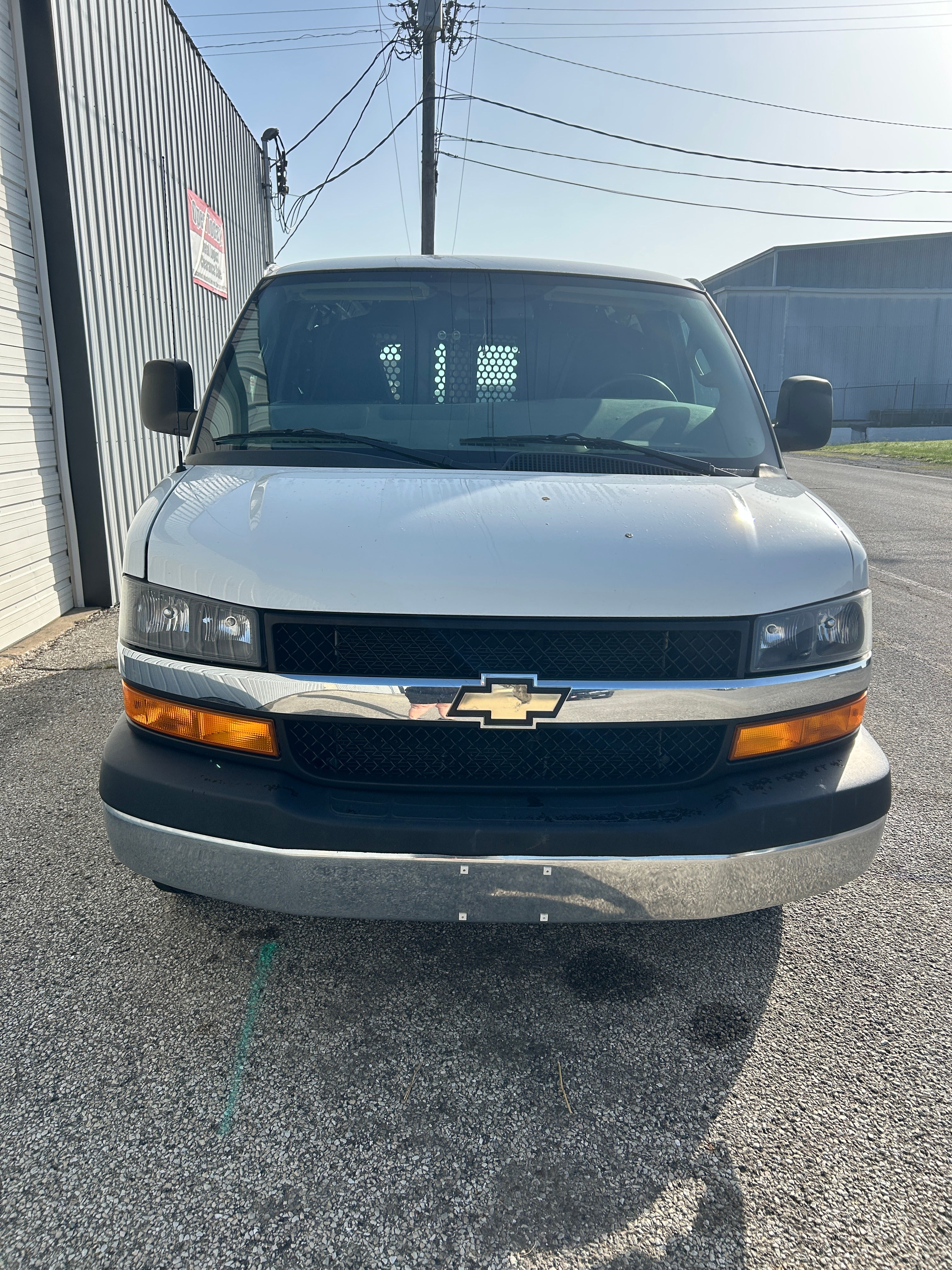 2019 Chevrolet Express 2500 Cargo Van White 130,540 miles 1GCWGAFG8K1229670