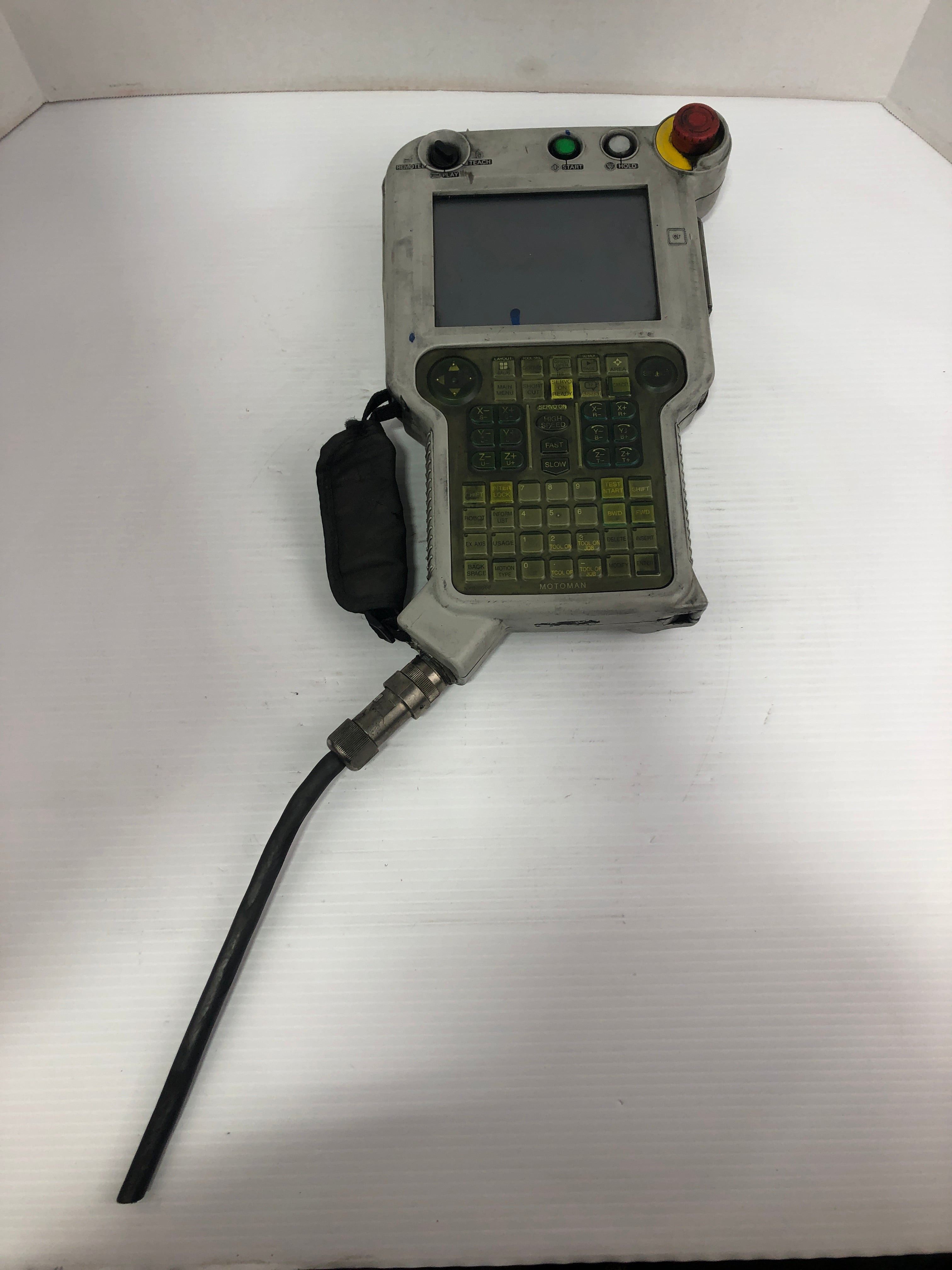 Yaskawa JZRCR-NPP01-1 Teach Pendant A040888