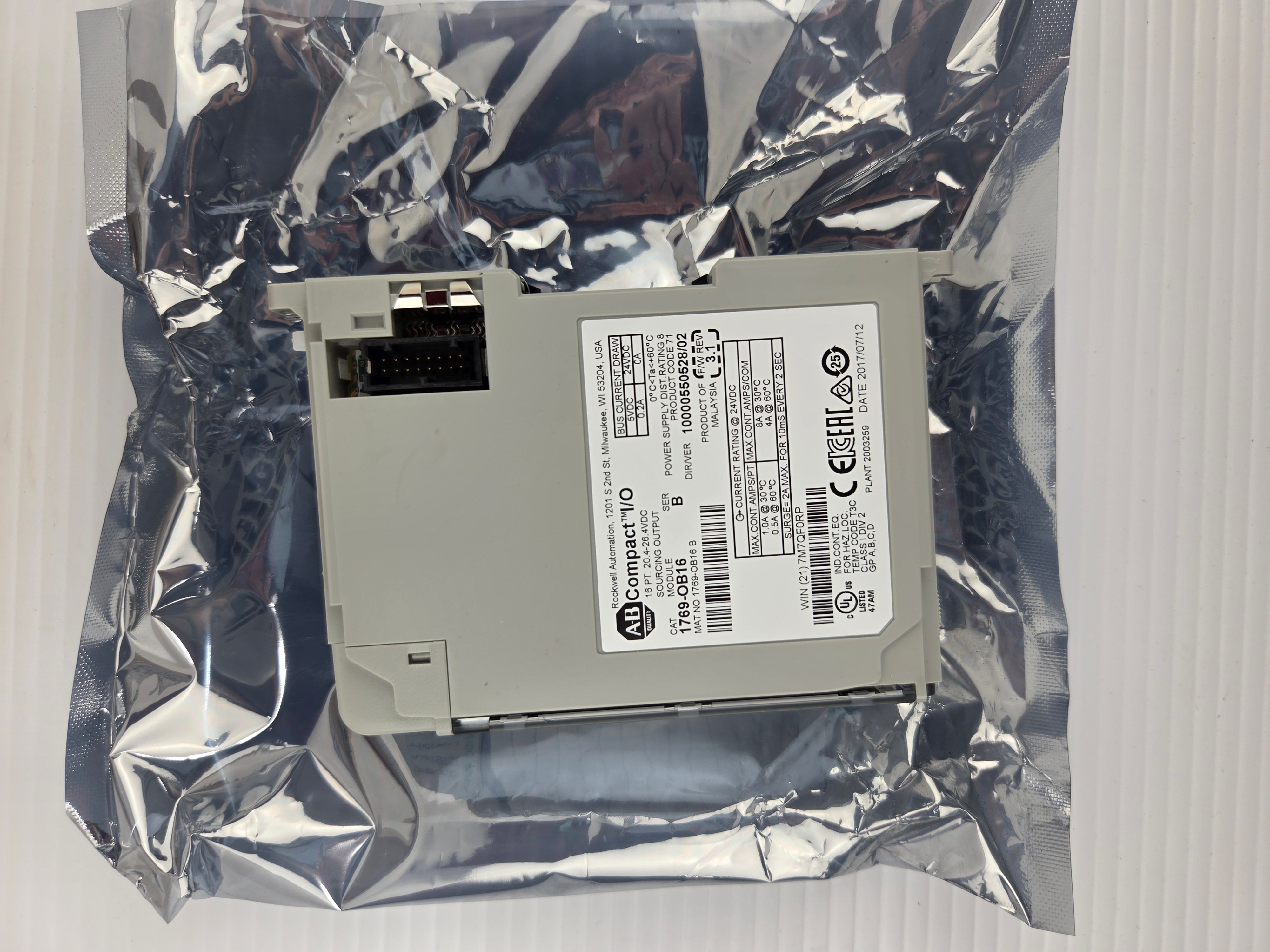 Allen-Bradley 1769-OB16 Compact I/O DC Output 16 Pt 24VDC PLC Module Ser B 3.1FW