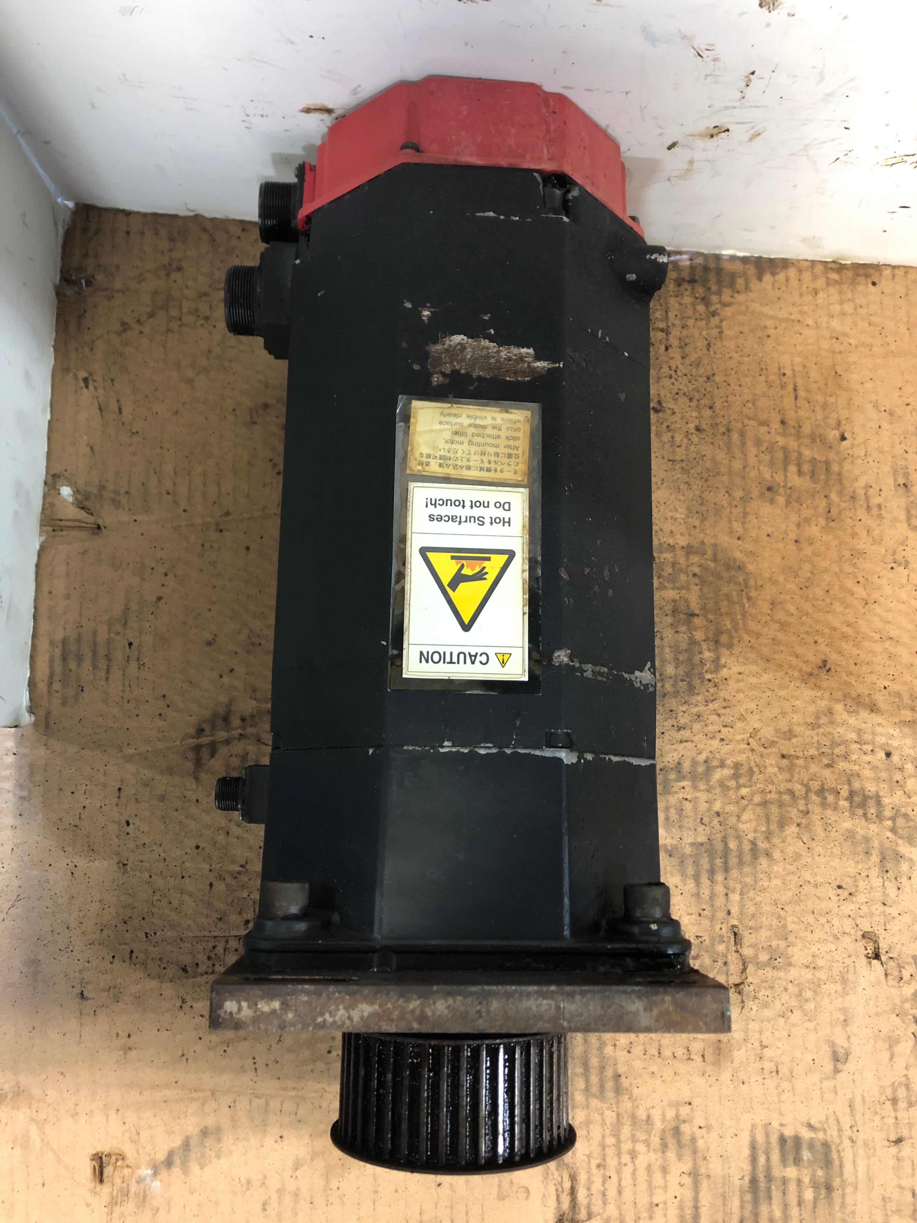 GE Fanuc A06B-0147-B176#7000 Servo Motor a22/2000 B-65142E 2000min. 157V 15A 3PH