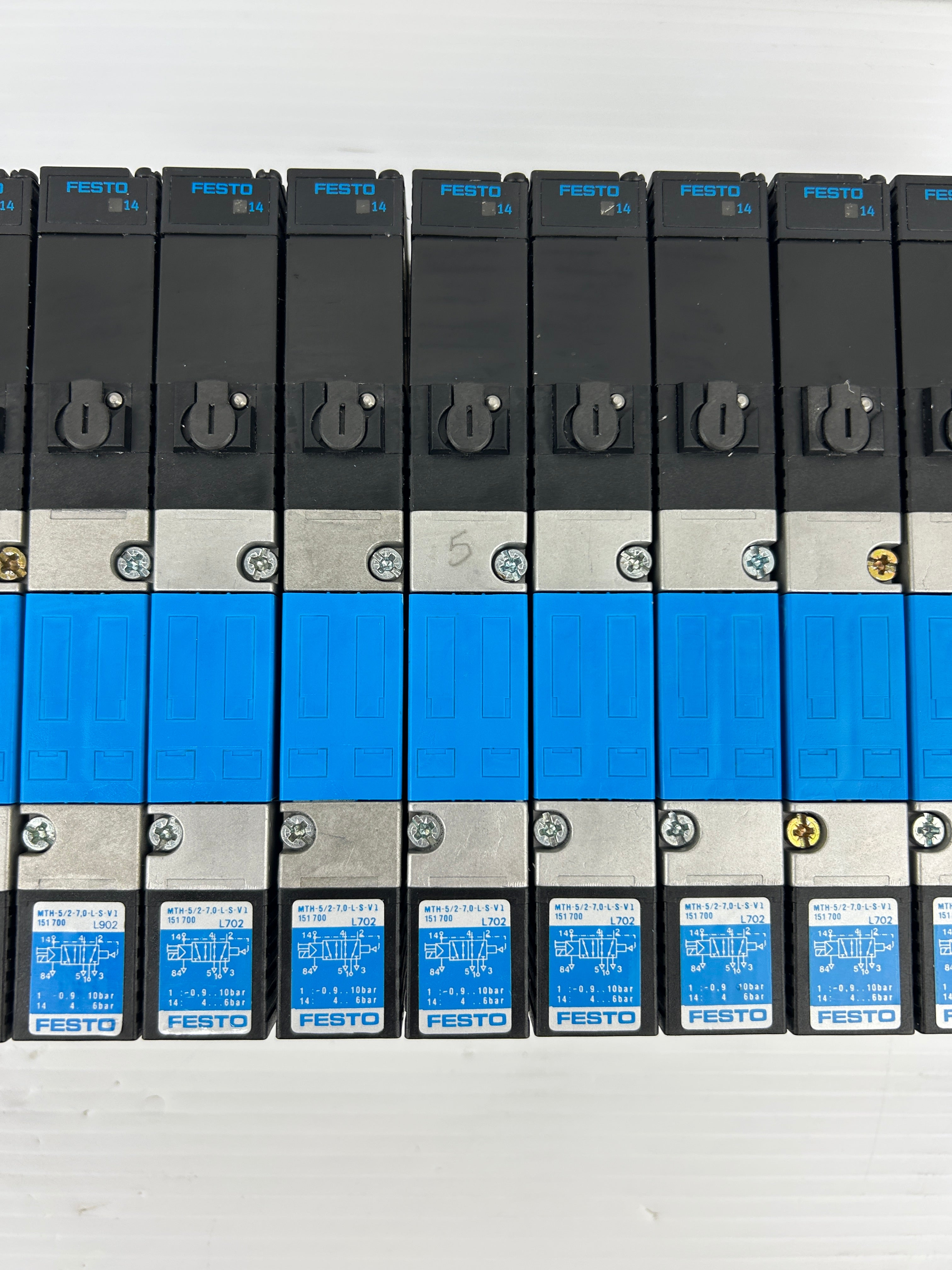 Festo Valve Assembly MTH-5/2-7,0-L-S-VI 151 700 L702 L902 & IFB8-03 18738 L407