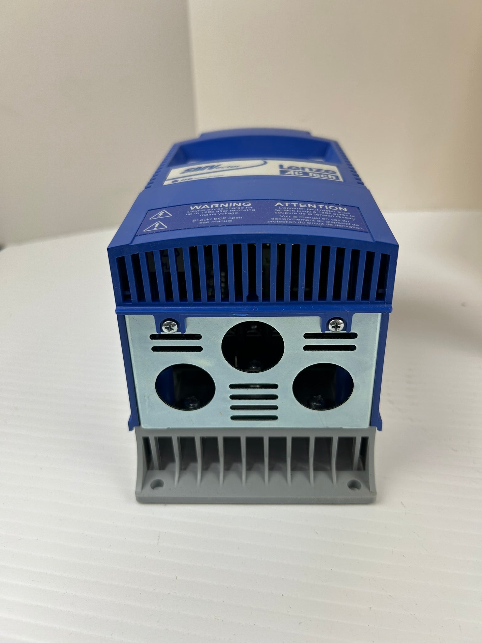 Lenze AC Tech SMVector ESV751N04TXB 1HP 400/480V 3PH VFD AC Drive - USA Shipping