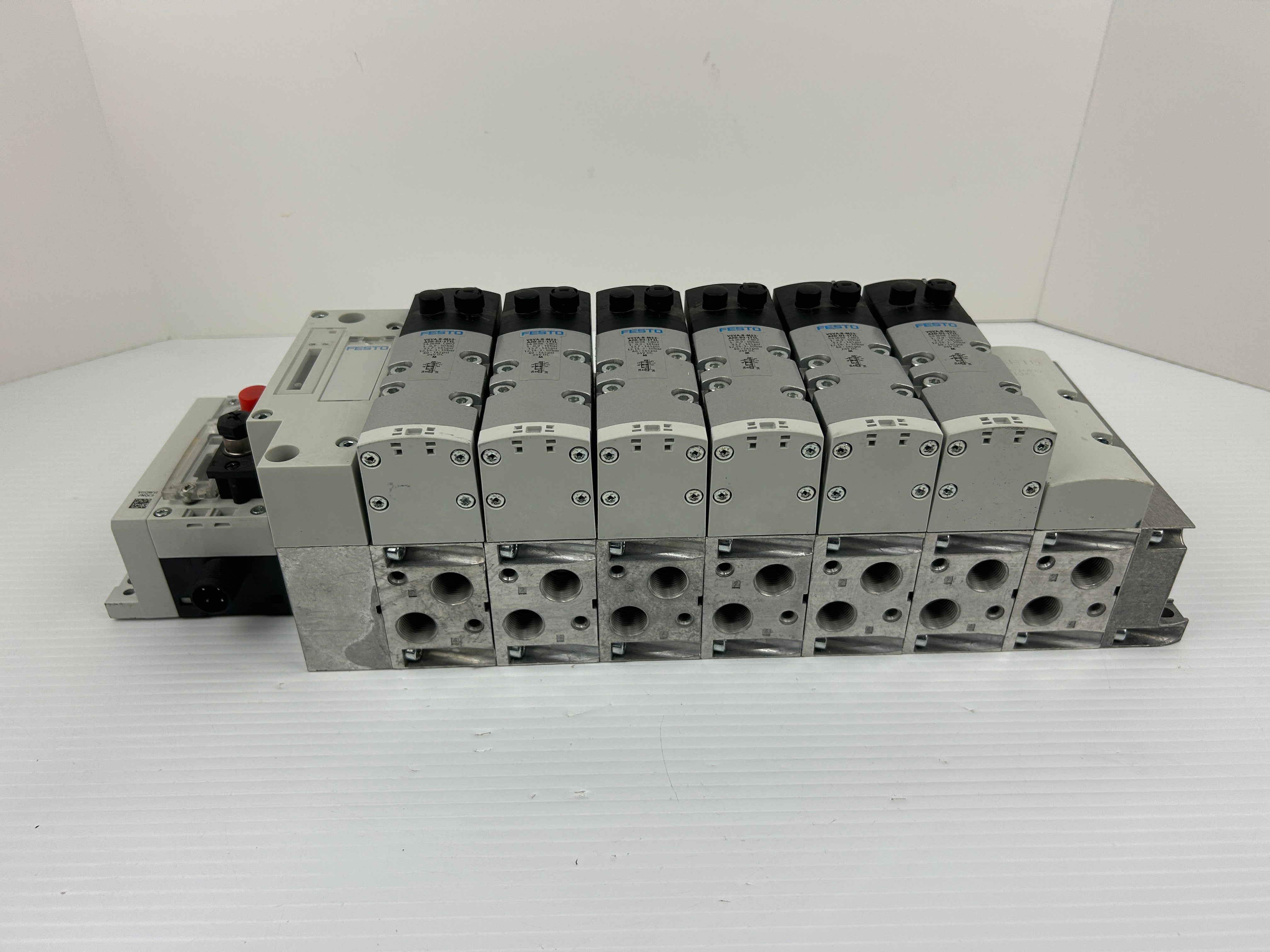 Festo Valve Assembly VTSA-FB CPX-FB13 VSVA-B-M52-AZD-D1-1T1L VABB-S2-10-WT