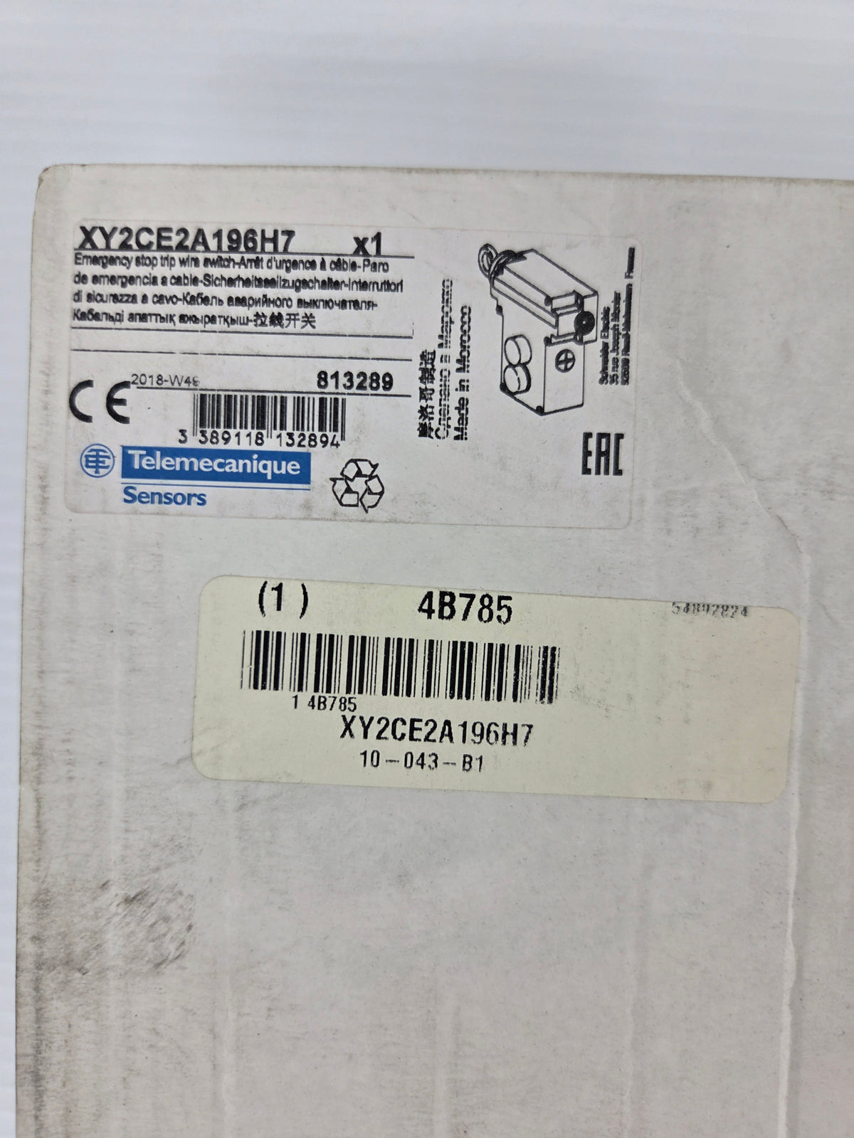 Telemecanique XY2CE2A196H7 Emergency Stop E-Stop Trip Wire Rope Pull Switch IP66