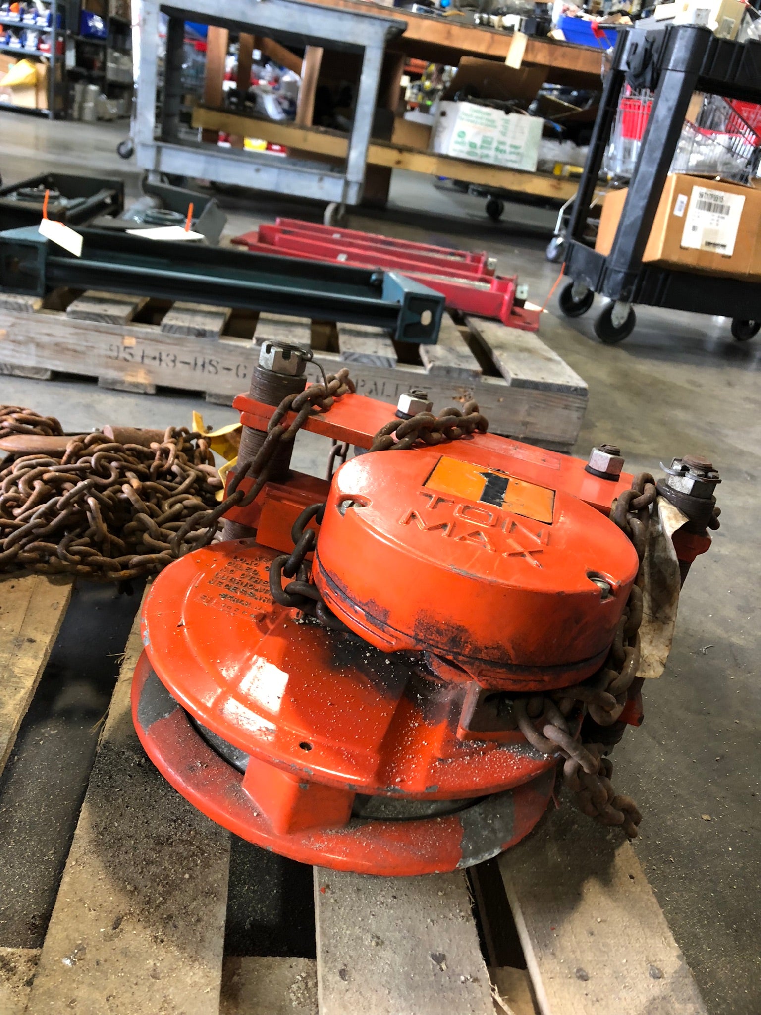 Cyclone 1 Ton Max Chain Hoist SA207PH 646 Series