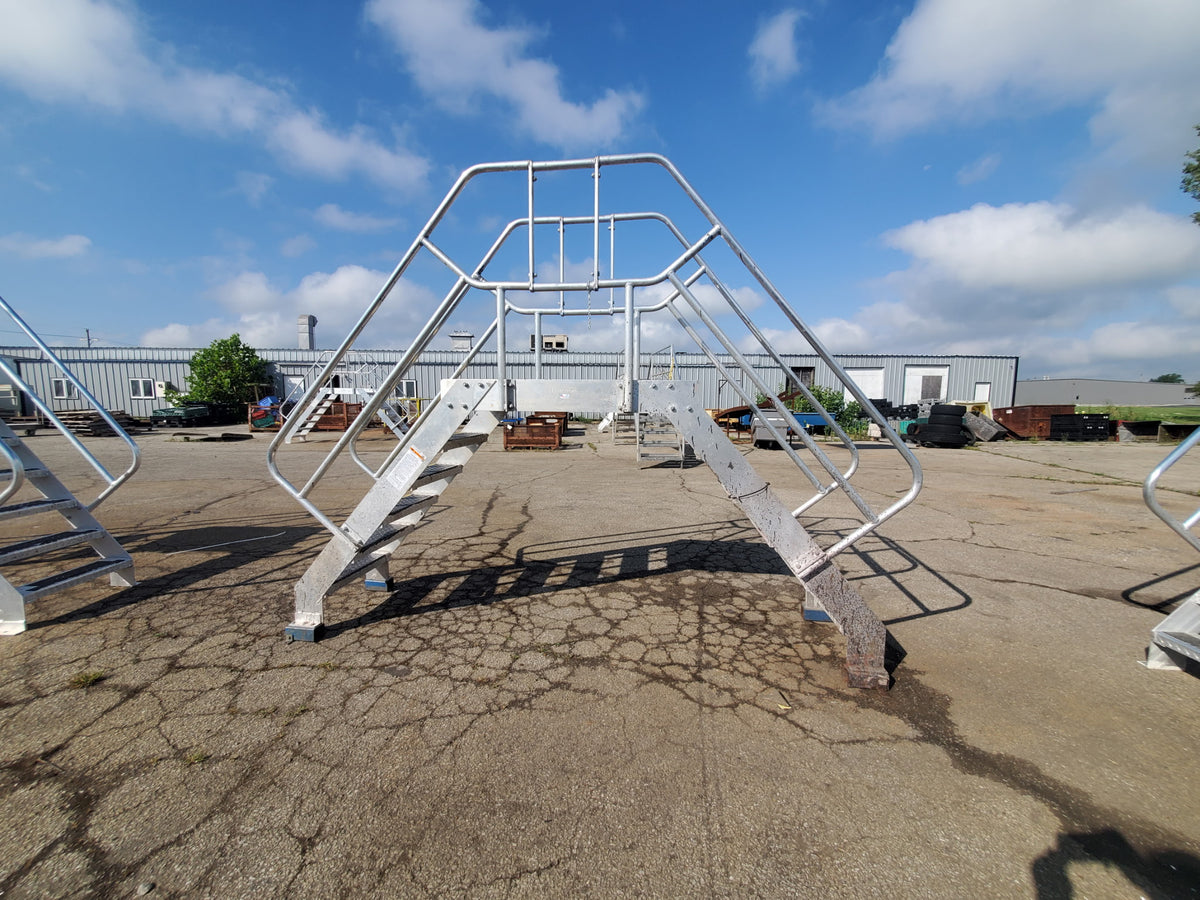 Cotterman Aluminum Crossover Bridge Ladder Platform Stairs & Handrails 9' 10" L