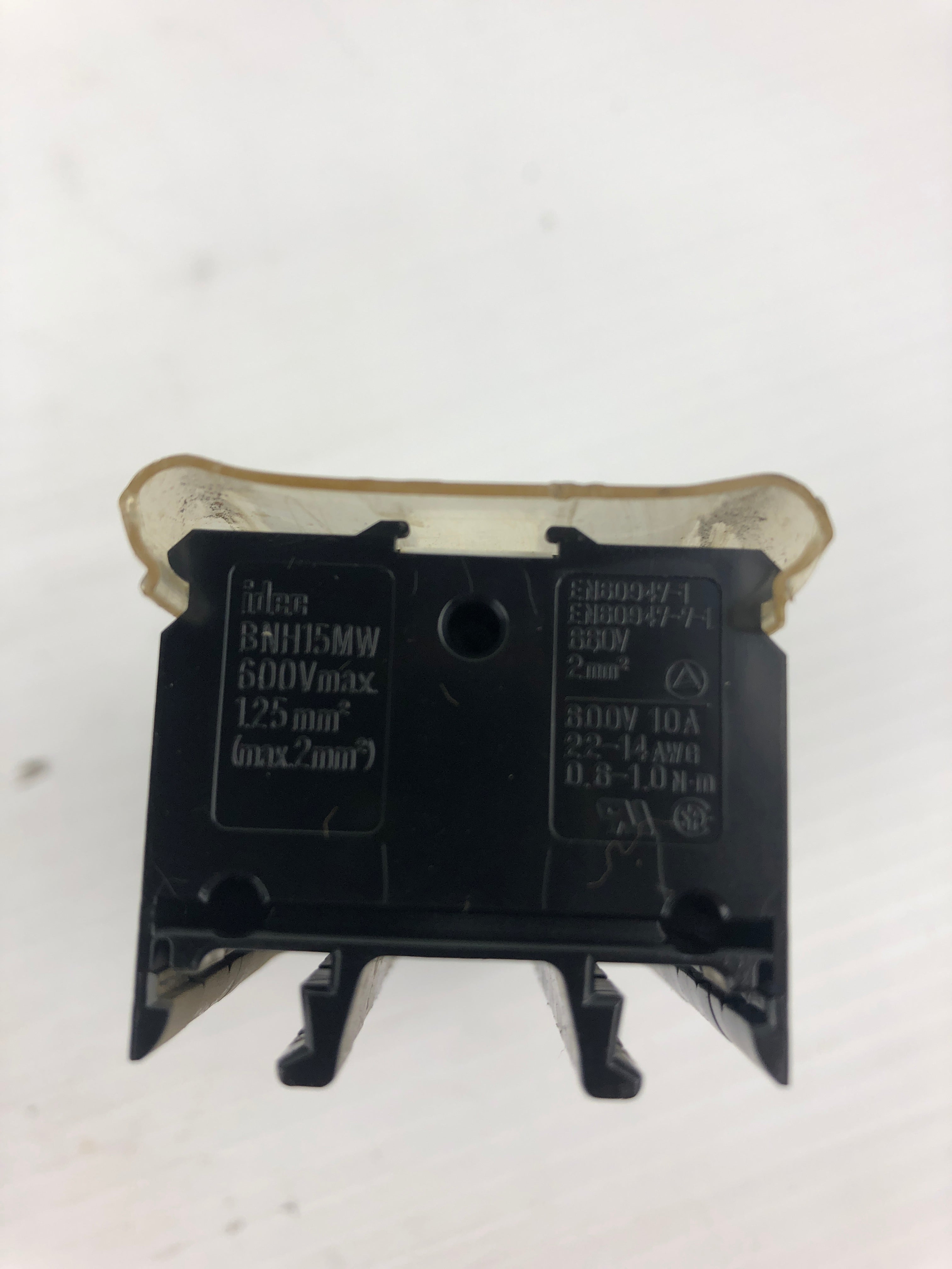 Idec BNH15MW Terminal Block 600V 1.25mm² 15P
