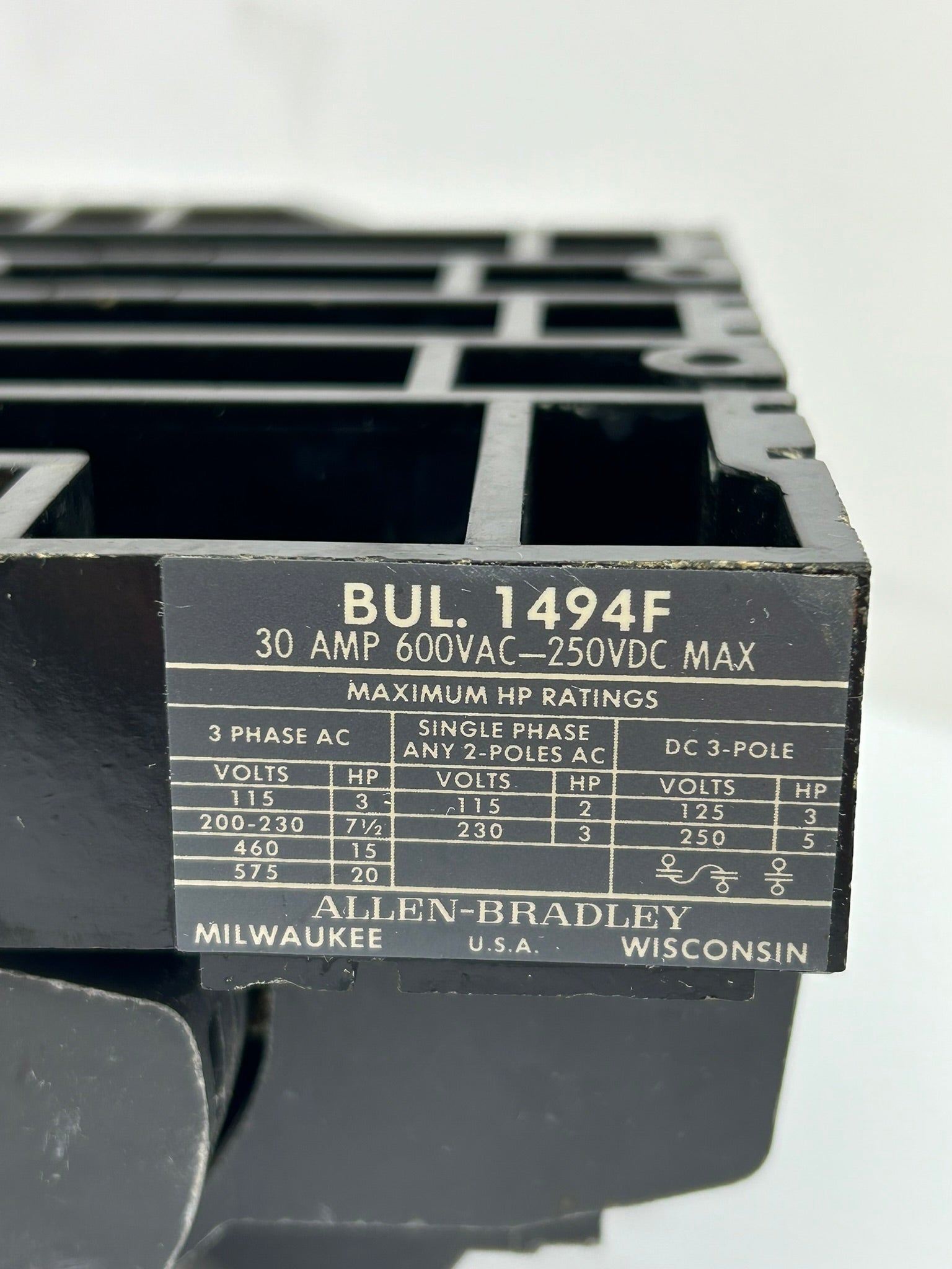 Allen-Bradley 1494F Disconnection Switch 600VAC 250VDC 30A