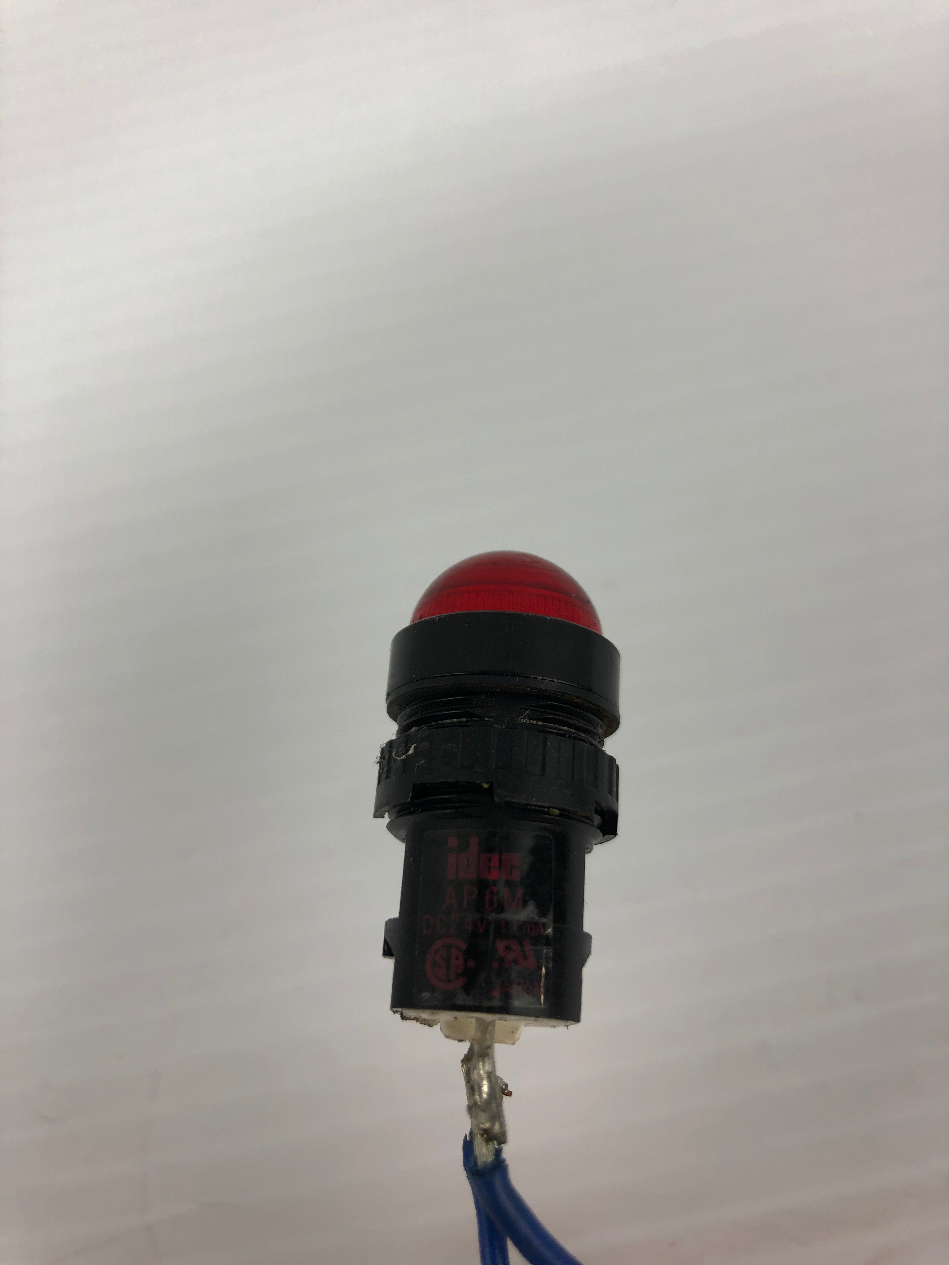 Idec AP6M Red Indicator Light DC24V 11mA