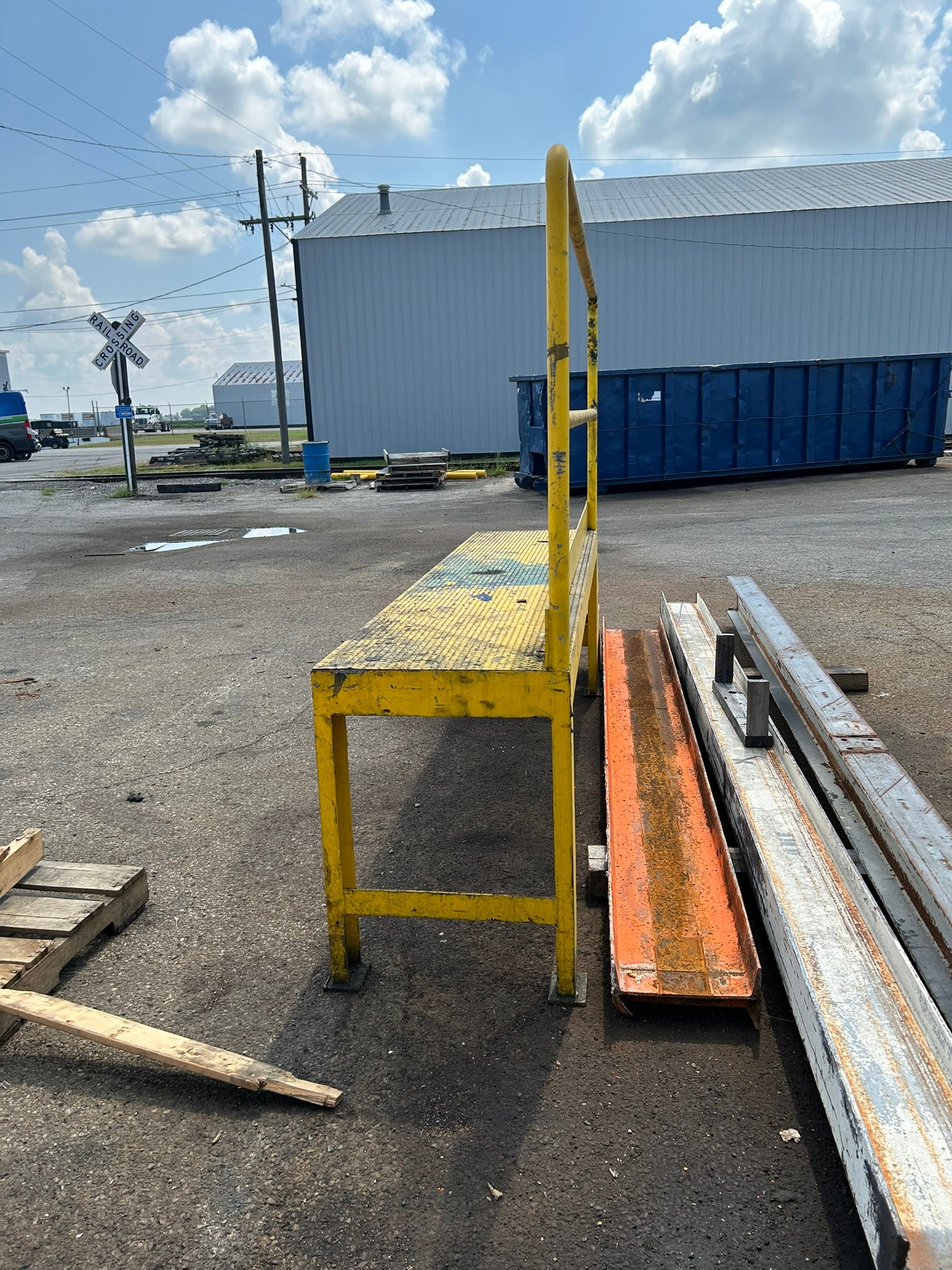 Yellow Steel 3 Step Safety Platform Walkover with Railing