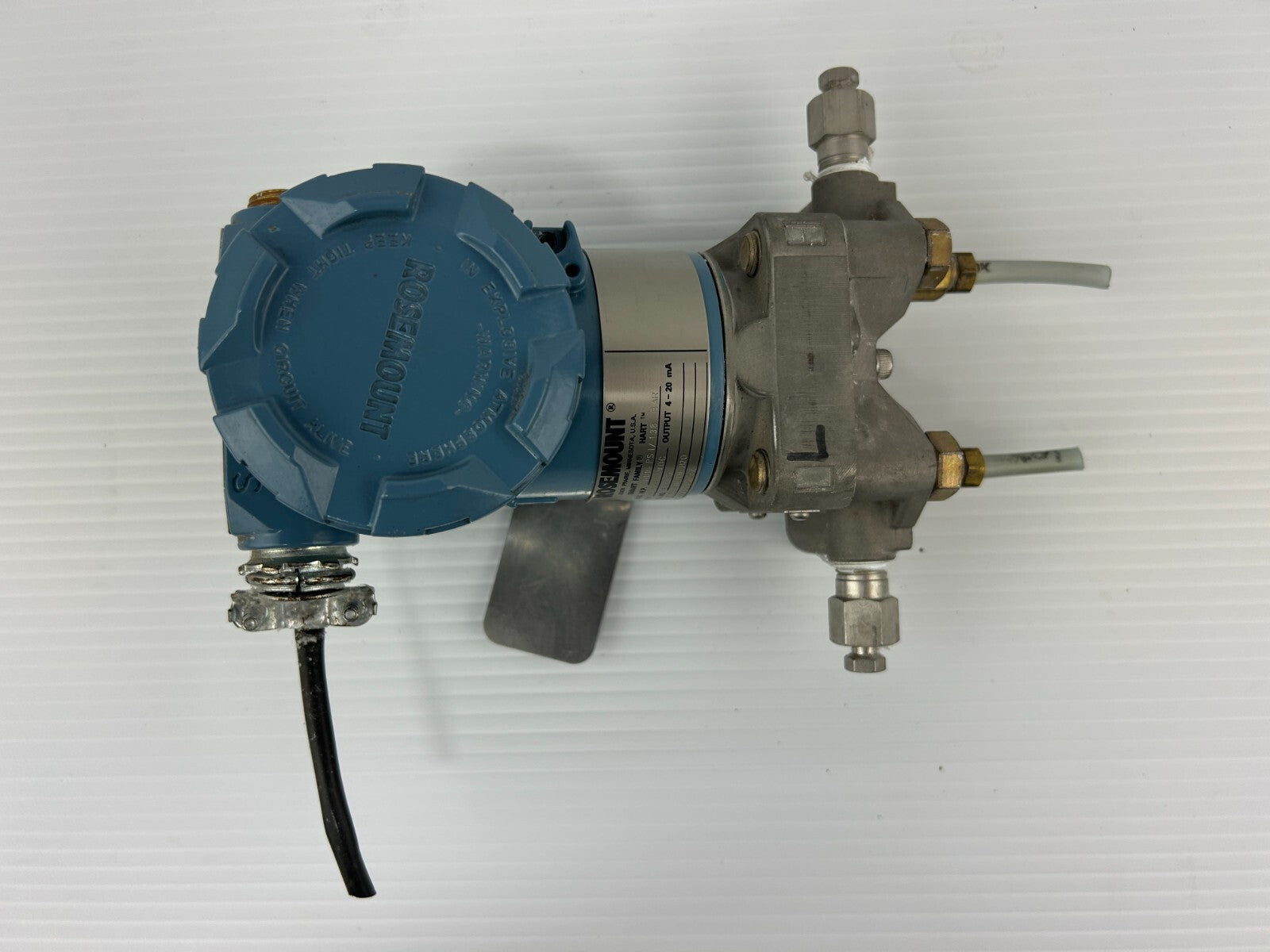 Rosemount 3051CD1A22A1AB4 Pressure Transmitter 3051-CD1A22A1AB4 4-20mA 2000 PSI