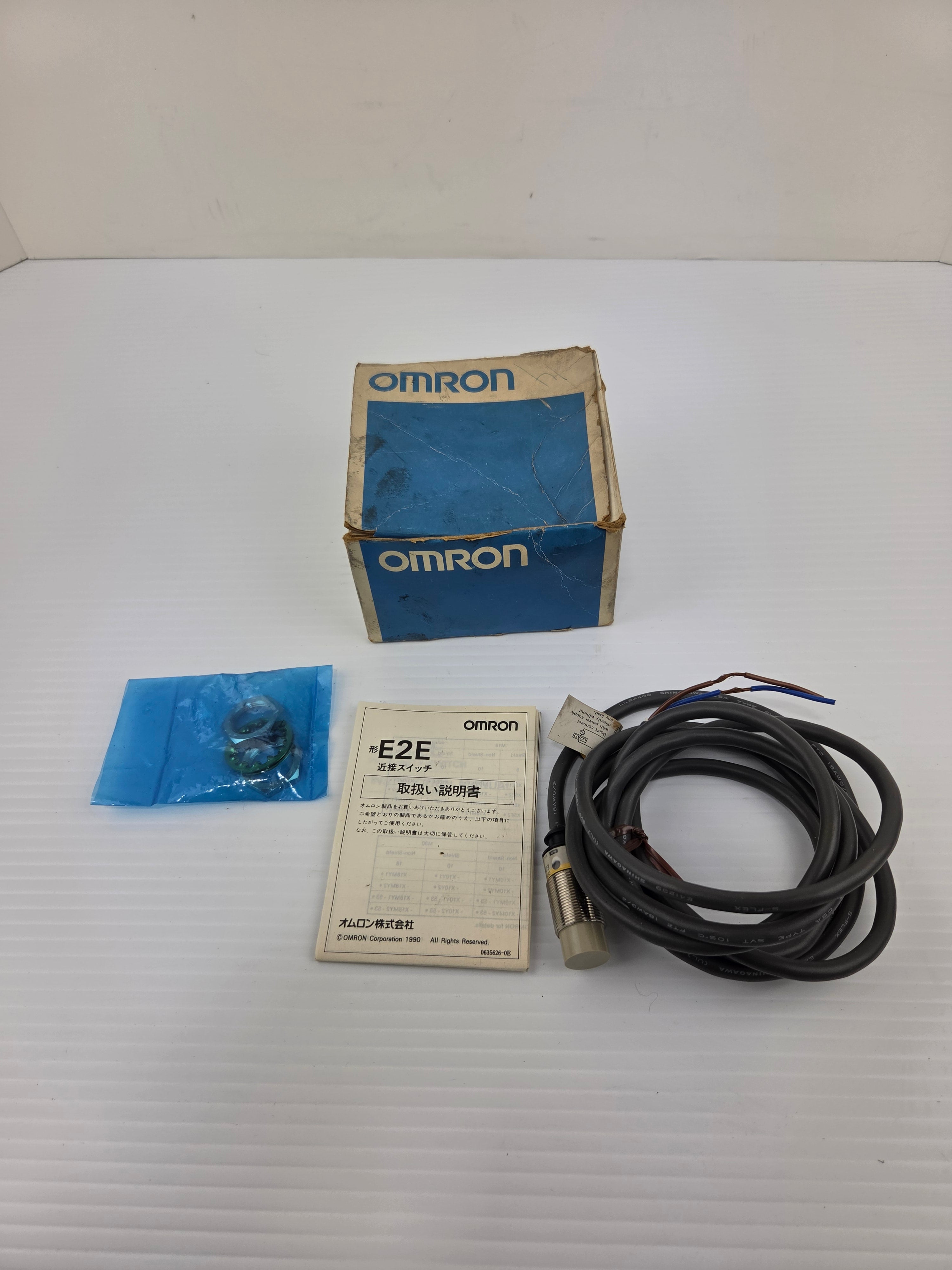 Omron E2E-X10MY1-US Inductive Proximity Sensor 10mm 20-264VAC M18