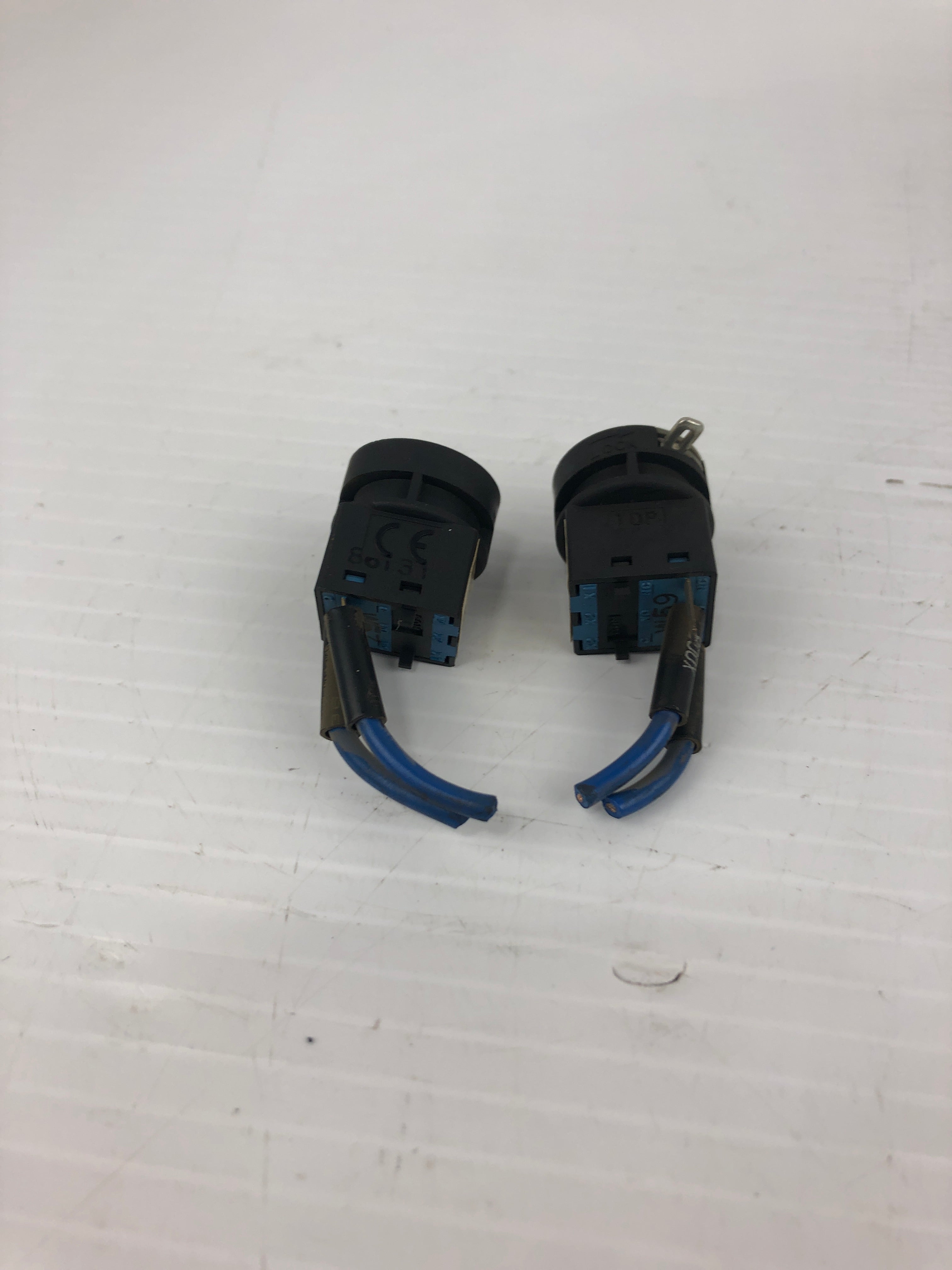 IDEC HA-C1 Contact Block - Lot of 2