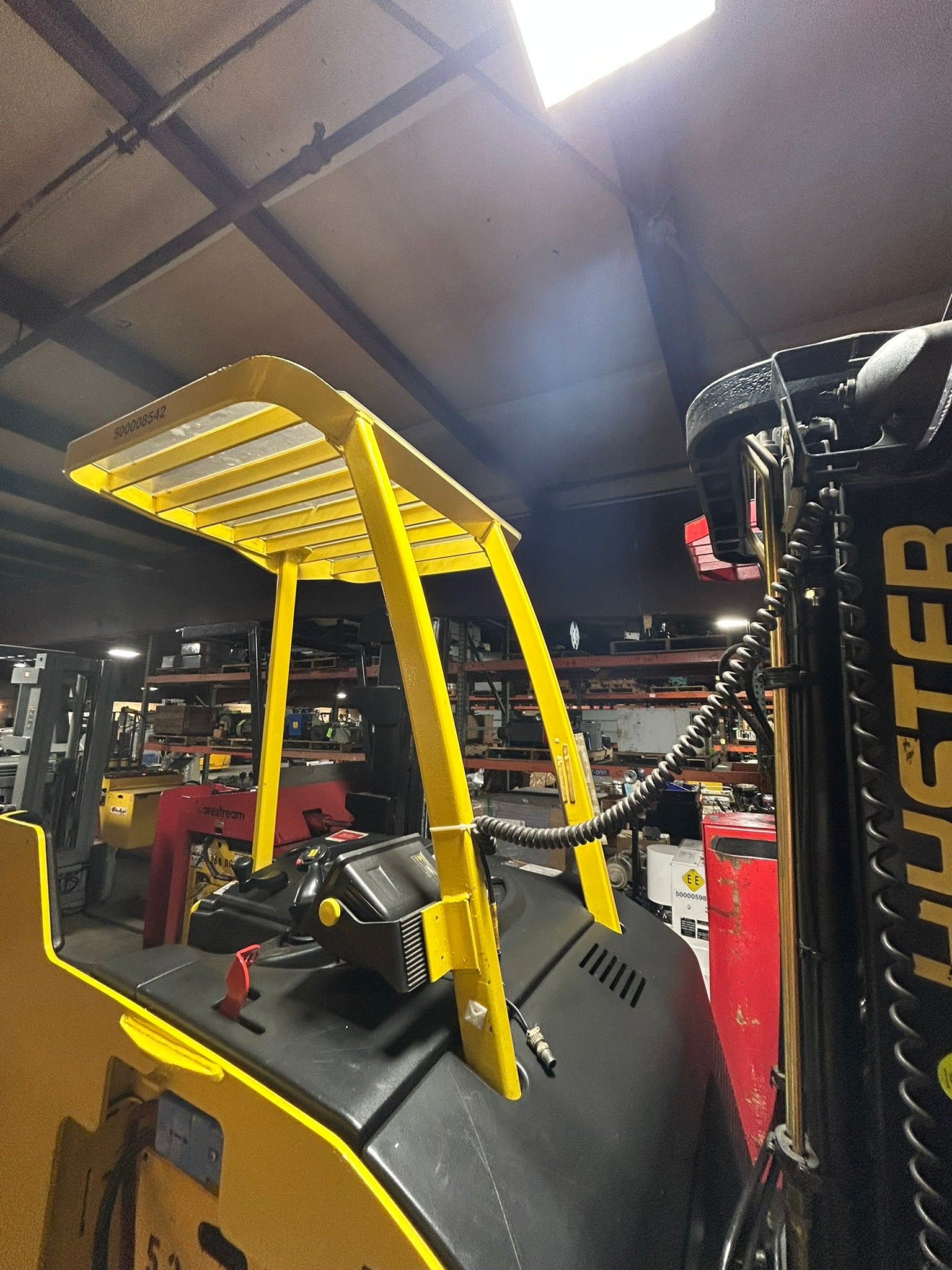 Hyster E40HSD Electric Stand-Up Forklift Truck 4000 Lb. Capacity 36V Type EO