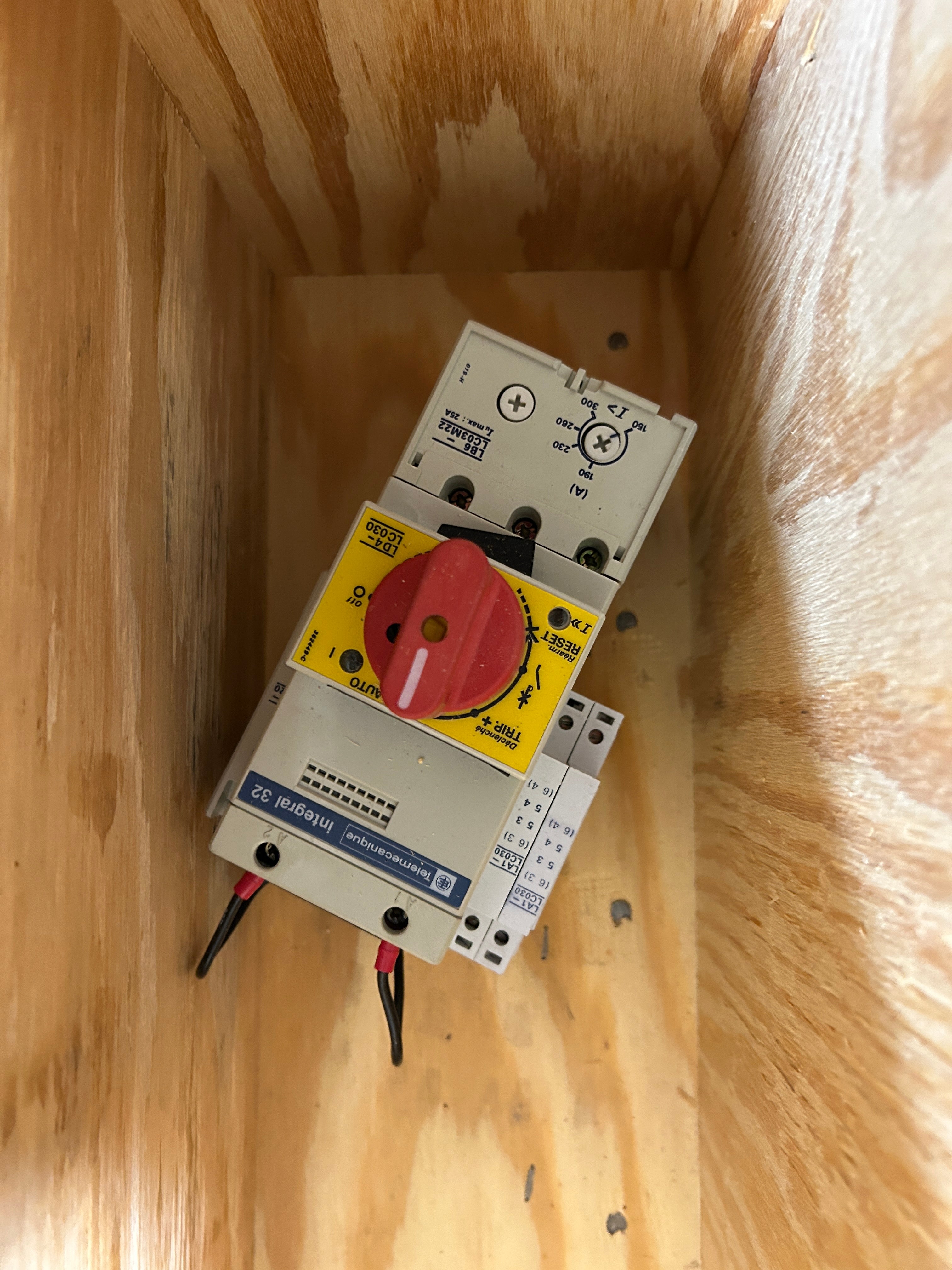 Ormec MCS-S45H*227 Servo Drive Assembly Breaker LF-330 Noise Filter 3549-010