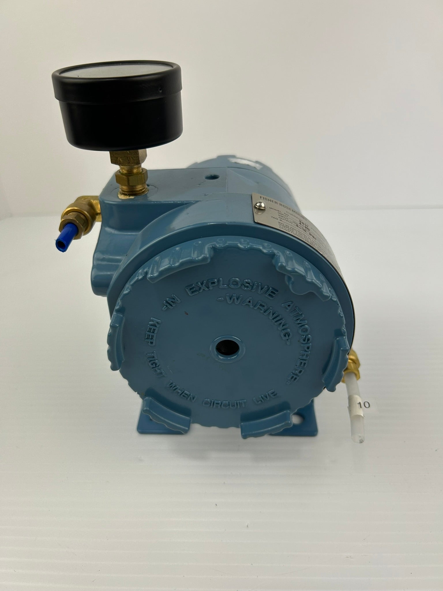 Fisher Rosemount 3311 Current to Pressure Transducer Gauge 0-30 PSI