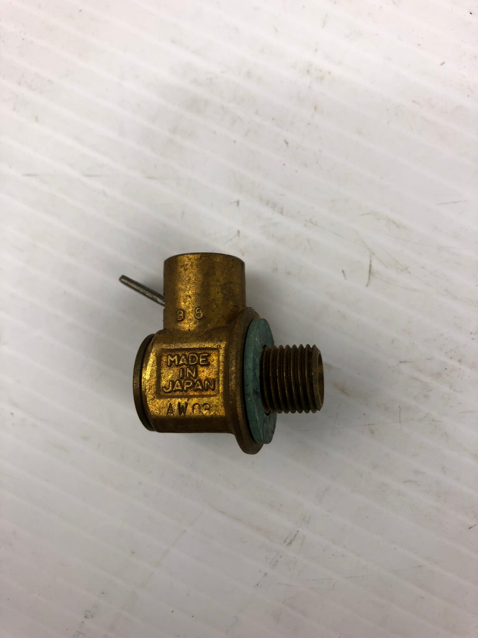 Fumoto AW03-B8 Engine Oil Drain Valve