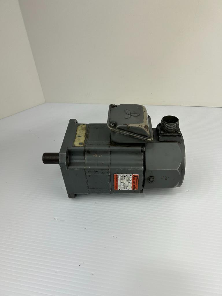 Mitsubishi HA-SA52 AC Servo Motor 0.5kW 2000RPM Permanent Magnet
