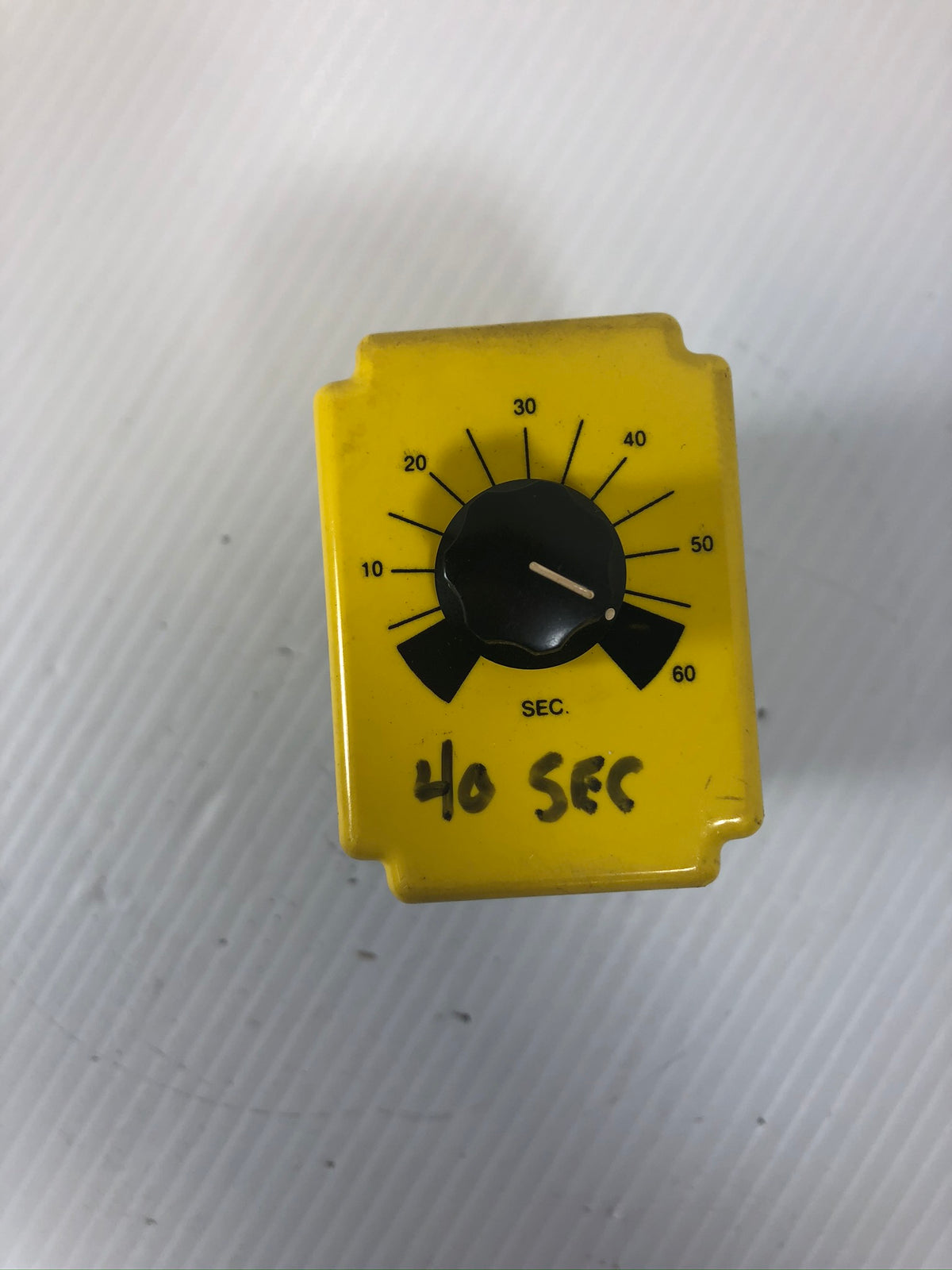 Potter & Brumfield CDB-38-70004 Time Delay Relay 240 VAC with 27E891 Socket
