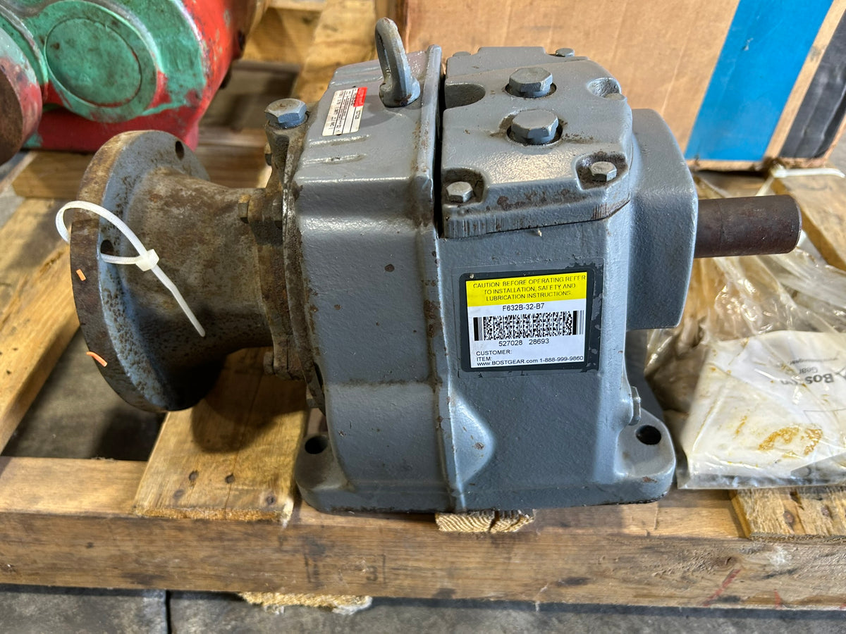 Boston Gear F632B-32-B7 Speed Reducer Gearbox 32:1 Ratio 1750RPM P/N 527028