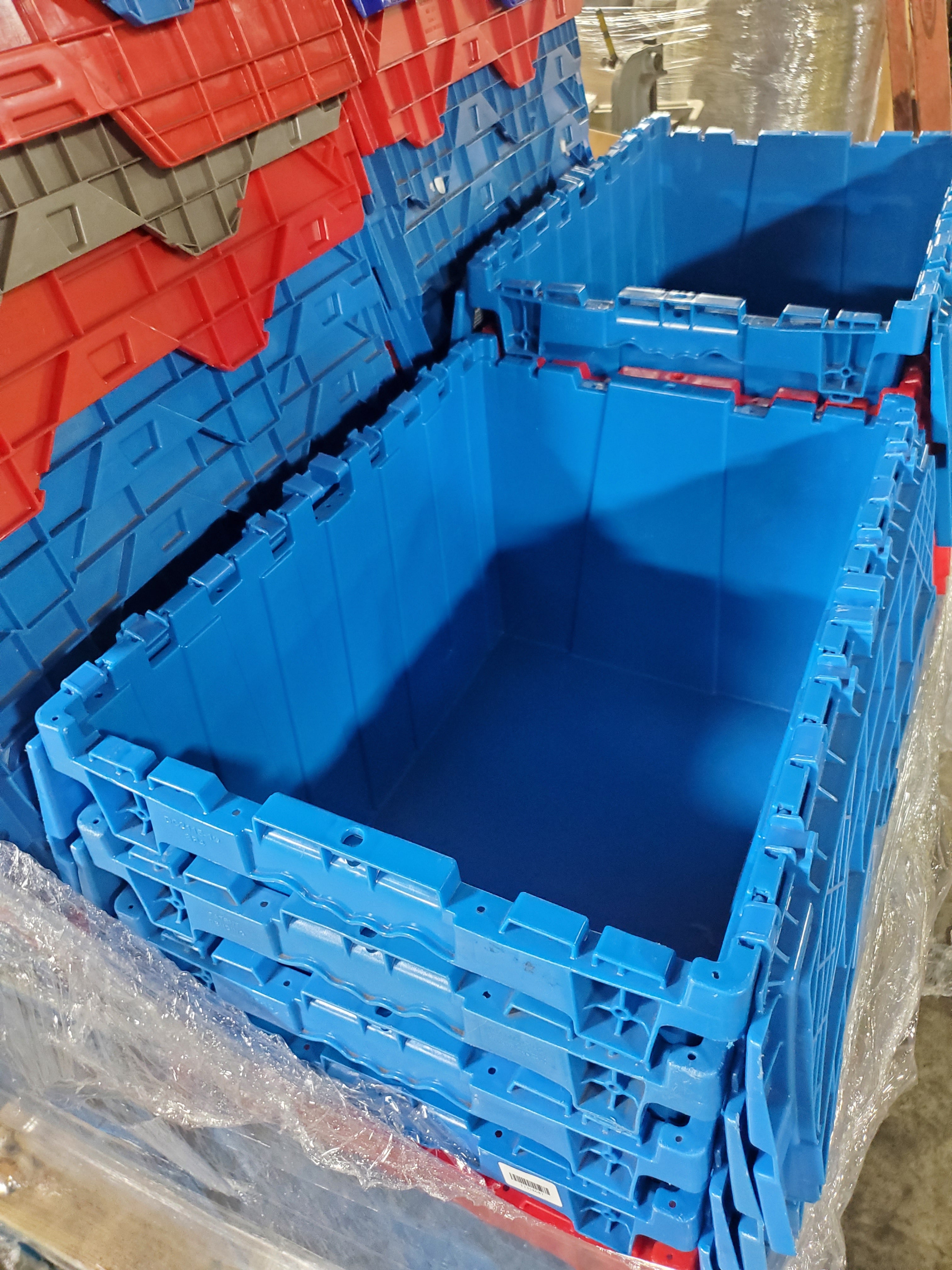 Plastic Totes 19-7/8" x 13-3/4" x 12-1/2" Inside with Built-In Lids - Lot of 50