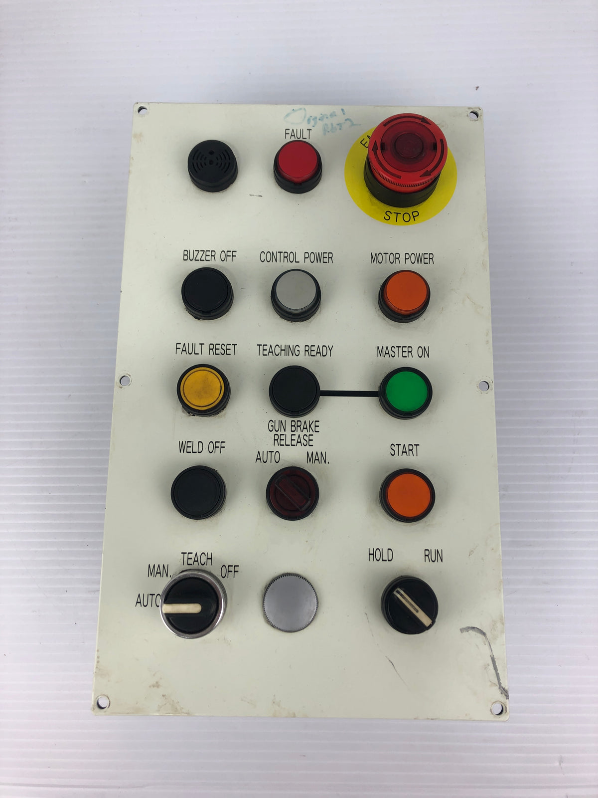 Idec Izumi ZY1C-SS3423 Pushbutton Control Panel 11X31-012