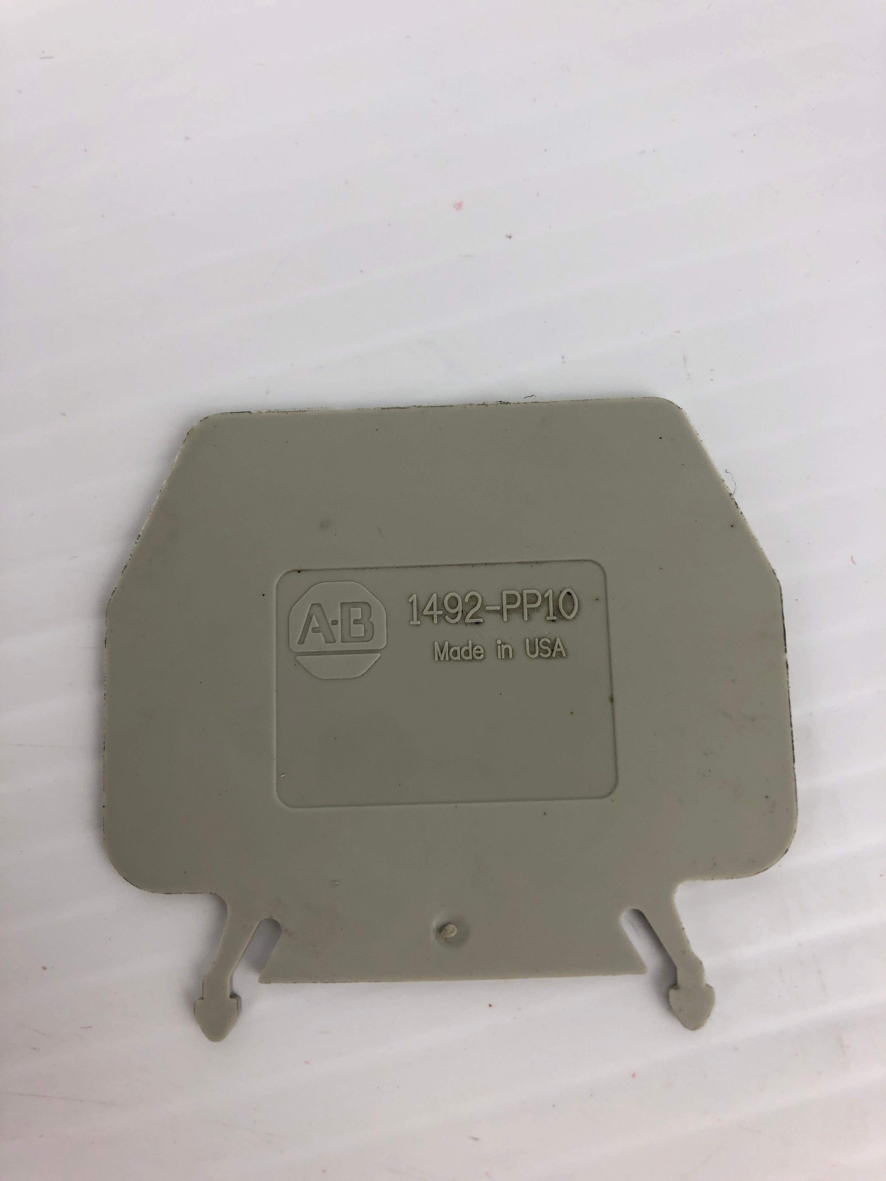 Allen Bradley 1492-PP10 Terminal Block Separation Plate - Lot of 2