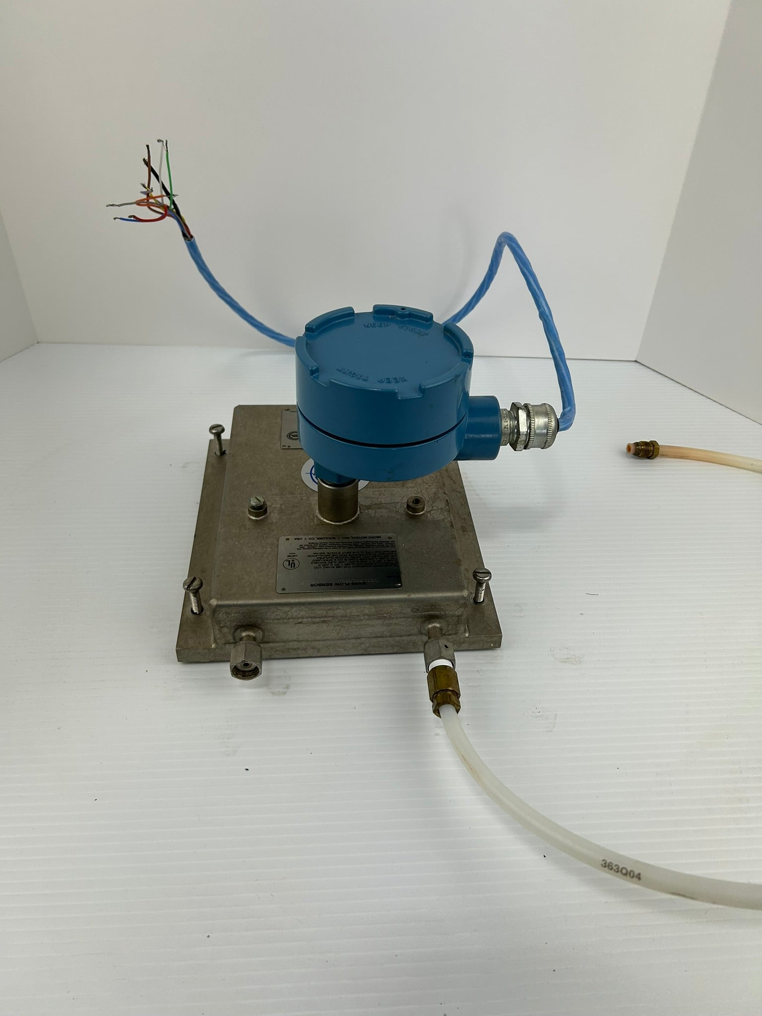 Micro Motion DS012S100SU Mass Flow Sensor Transmitter 08353