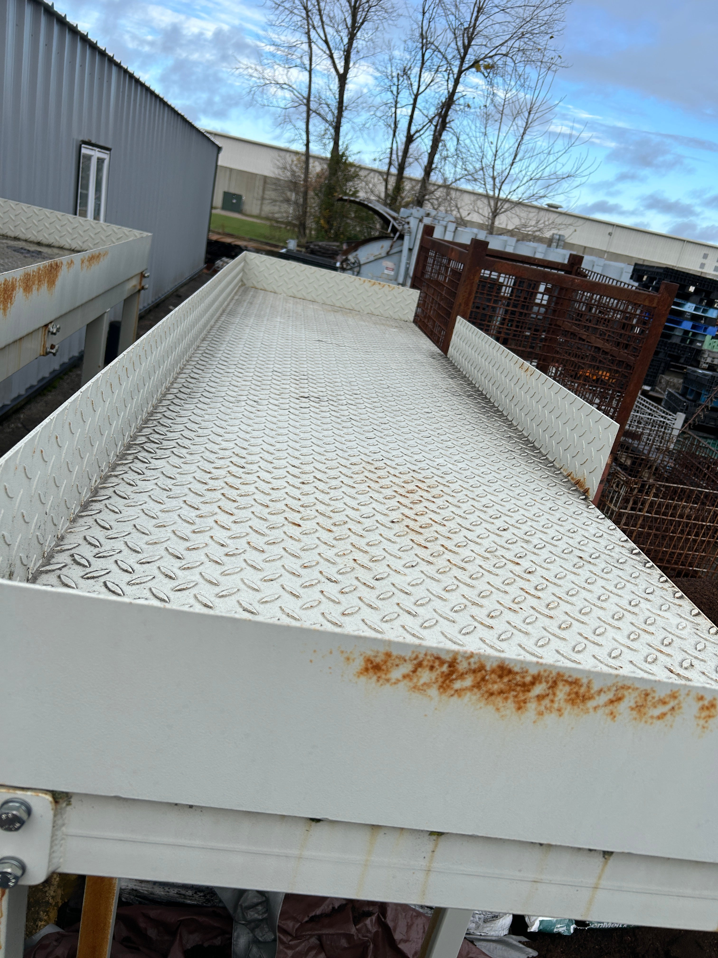 Coated Steel Platform from Conveyor Assembly Industrial 9' 9.5" x 31-1/2” x 5.5'