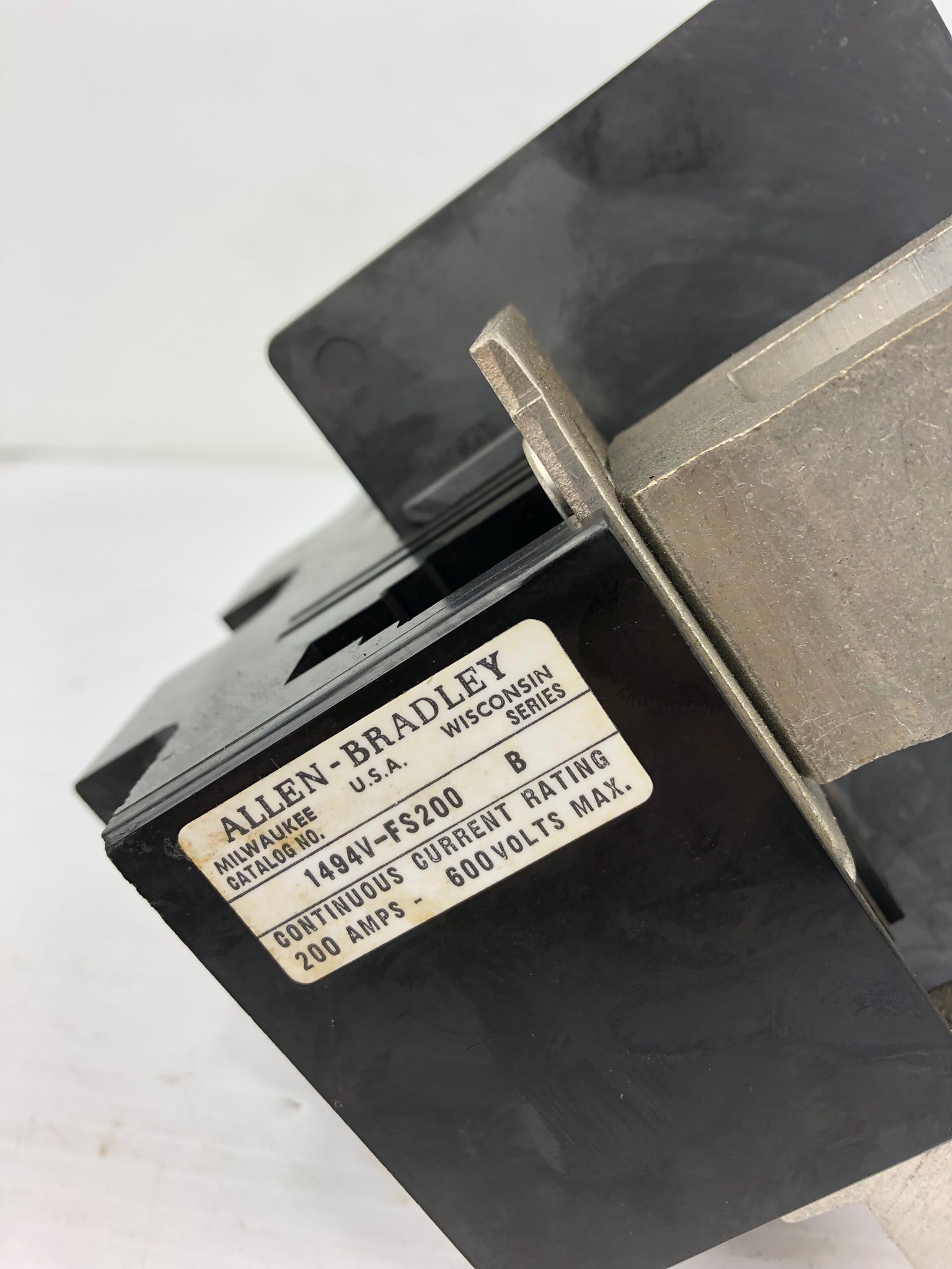 Allen Bradley 1494V-FS200 Series B Disconnect Switch