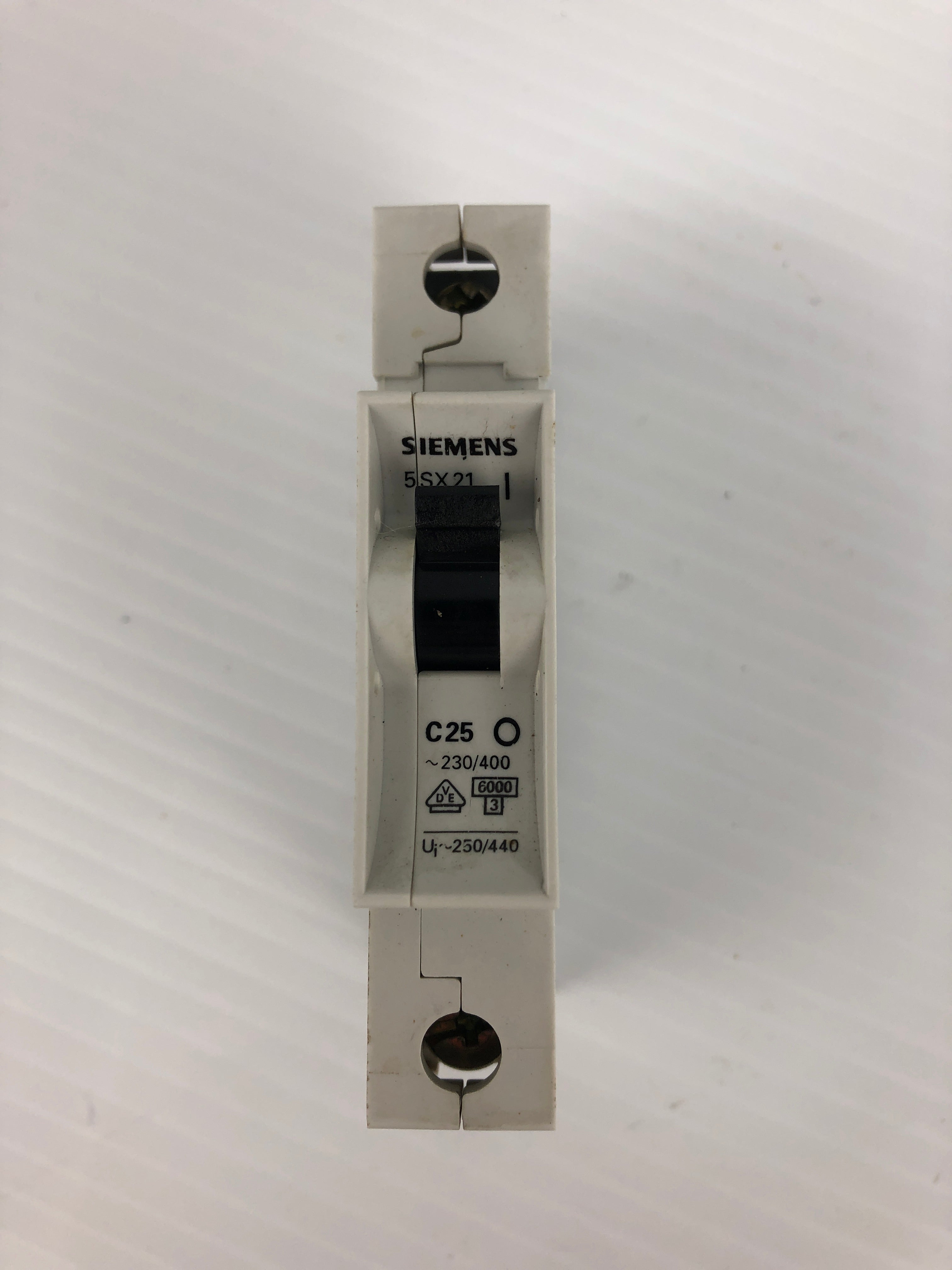 Siemens 5SX21 Circuit Breaker C25 277VAC 25A 1P