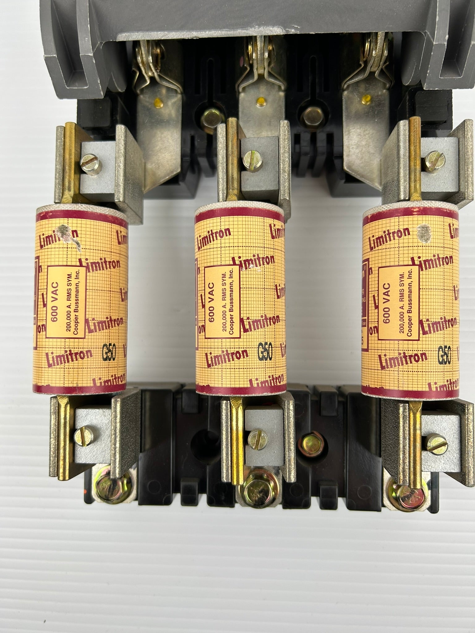 Allen-Bradley 40120-563-01 Fusible Disconnect Switch 200A 600V with Safety Cover