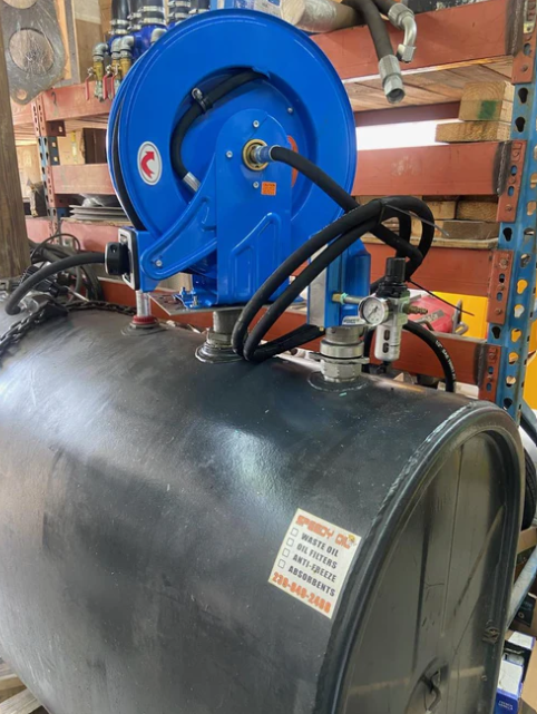 Industrial Oil Hose Reel with 1/2" x 50' Hose 2320 PSI Macnaught M3D-O-5050 ***