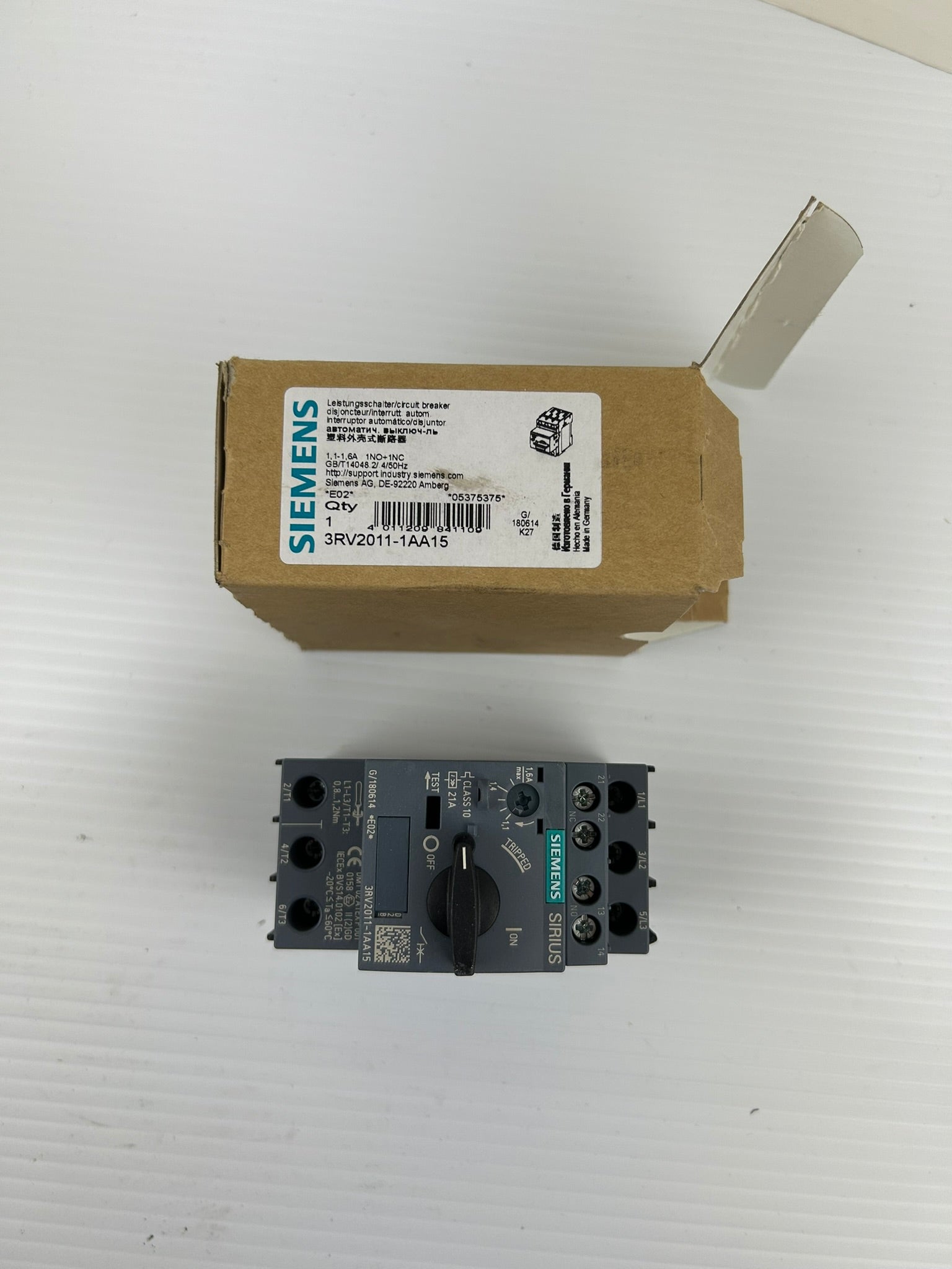 Siemens 3RV2011-1AA15 SIRIUS Manual Motor Starter Protector Circuit Breaker