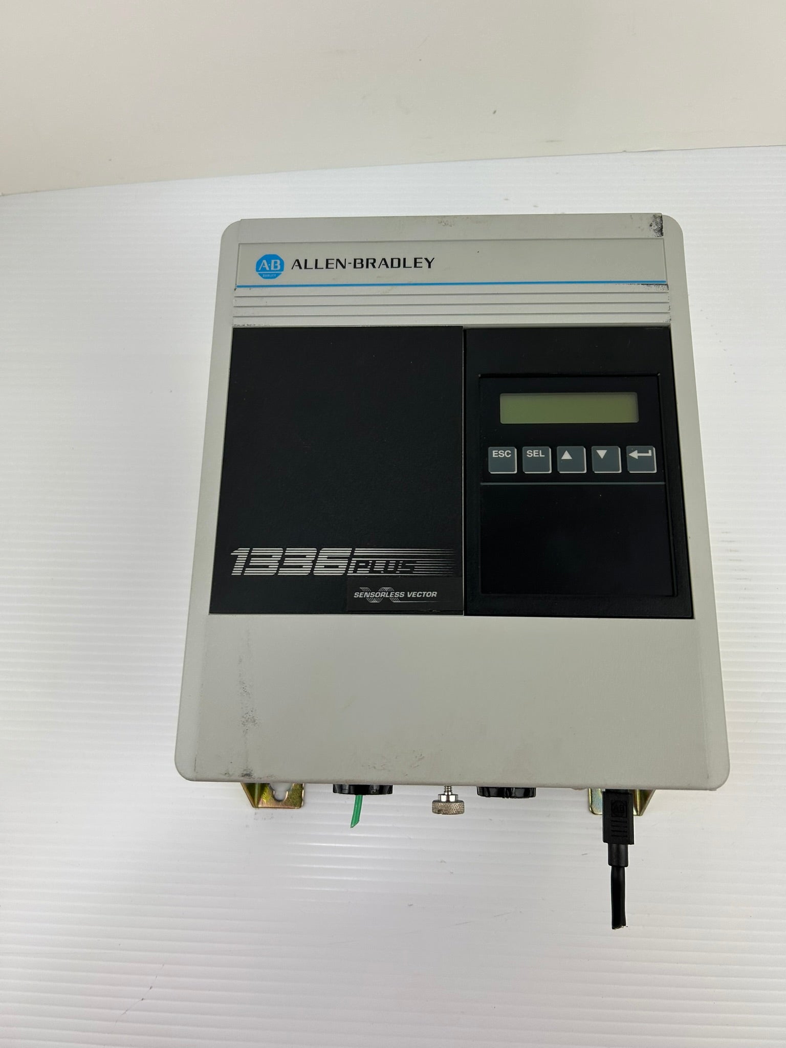 Allen-Bradley 1336S-BRF10-AA-EN4-HA2-L4 Sensorless Vector Drive 1336 Plus Ser. D