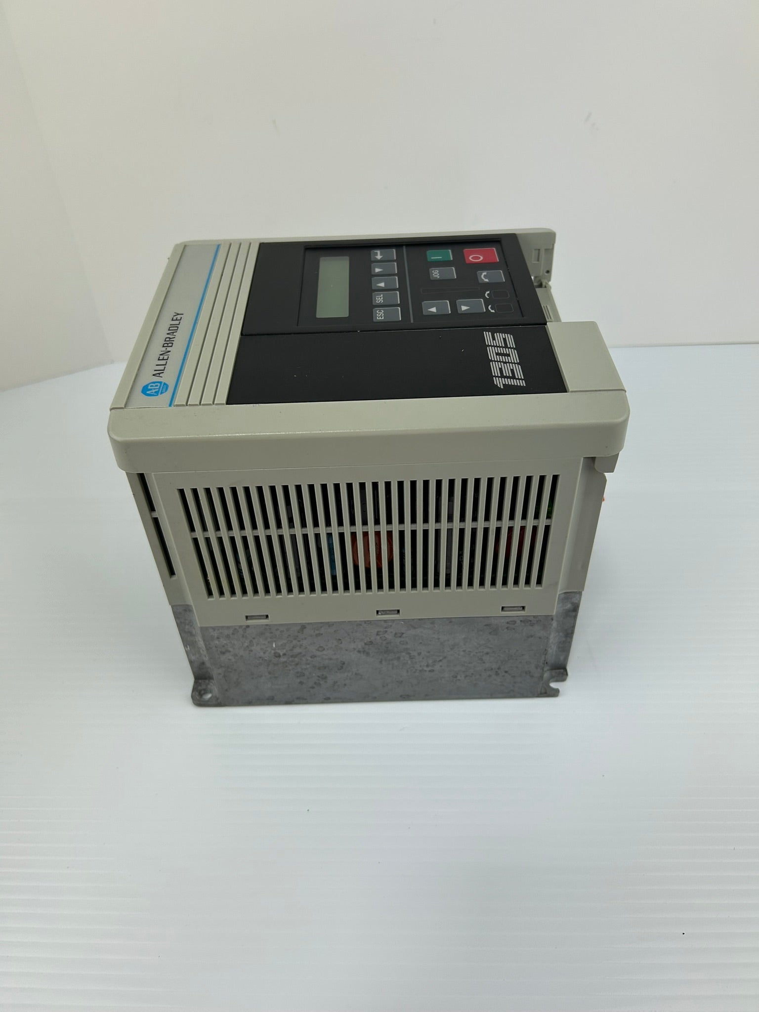 Allen Bradley 1305-BA06A Variable Frequency Drive Series C - Missing Cover