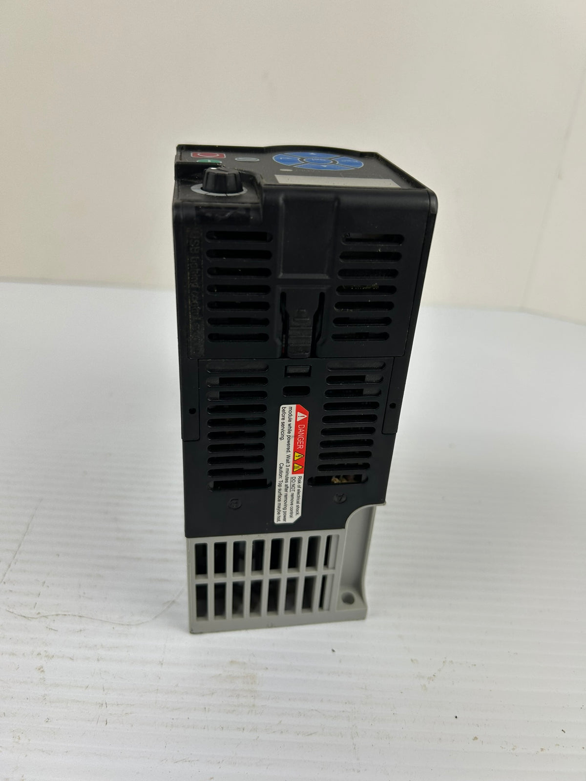 Allen Bradley 25B-D2P3N104 PowerFlex 525 AC Drive Series A - No Cover