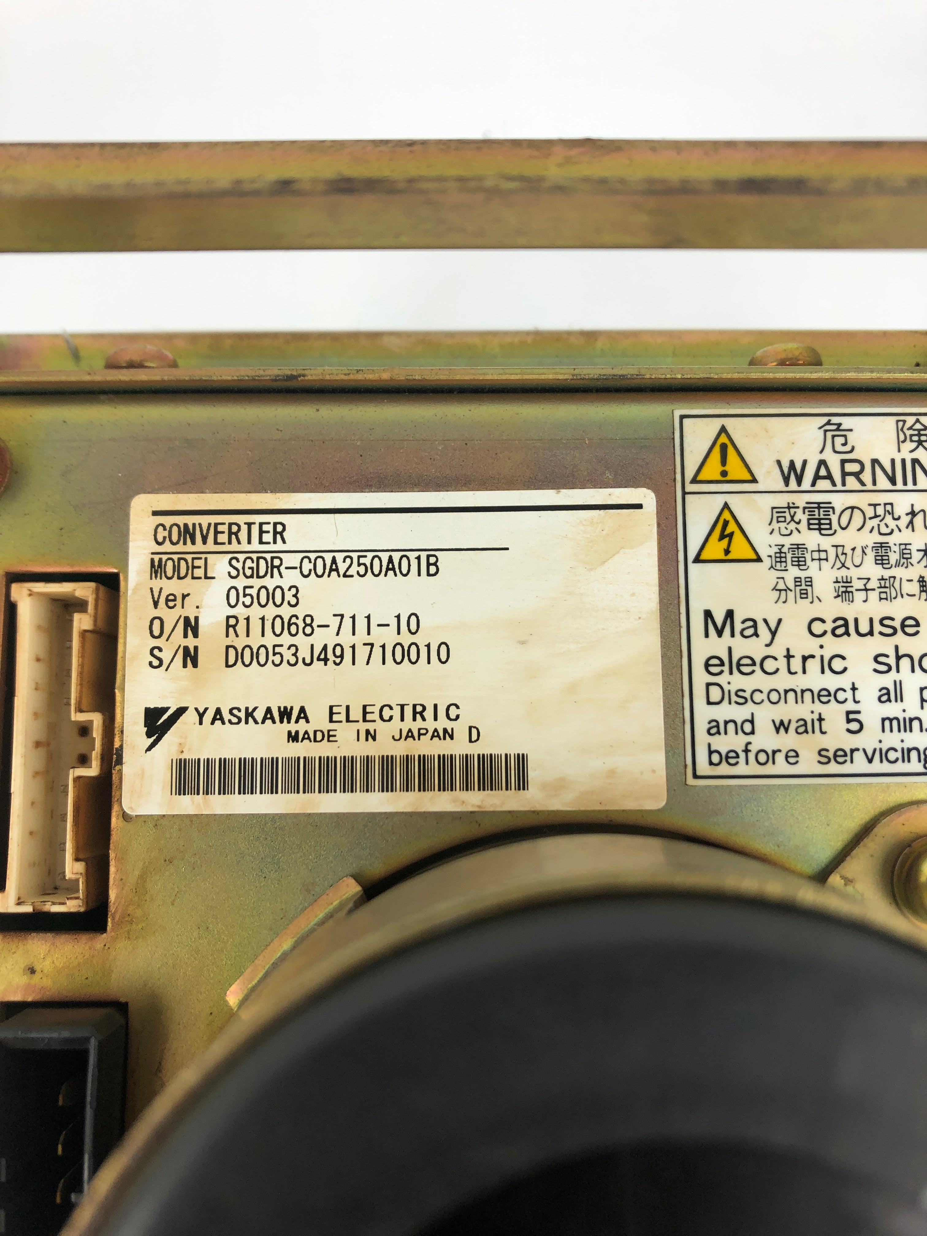 Yaskawa Electric SGDR-C0A250A01B Robotic Servopack Converter Ver. 05003