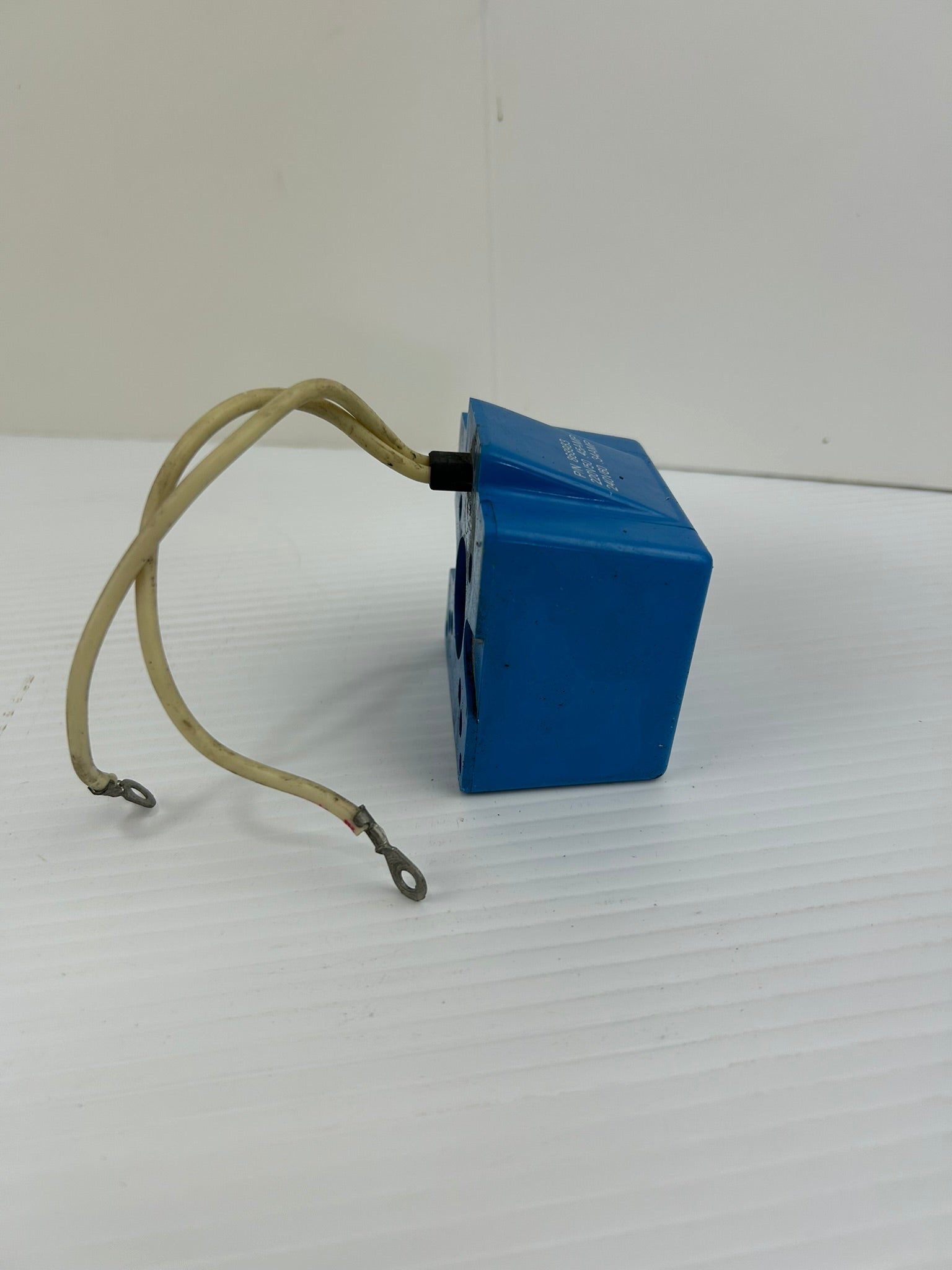 Vickers Eaton 868983 Solenoid Valve Coil 220/240VAC 50/60Hz F Leads Hydraulic