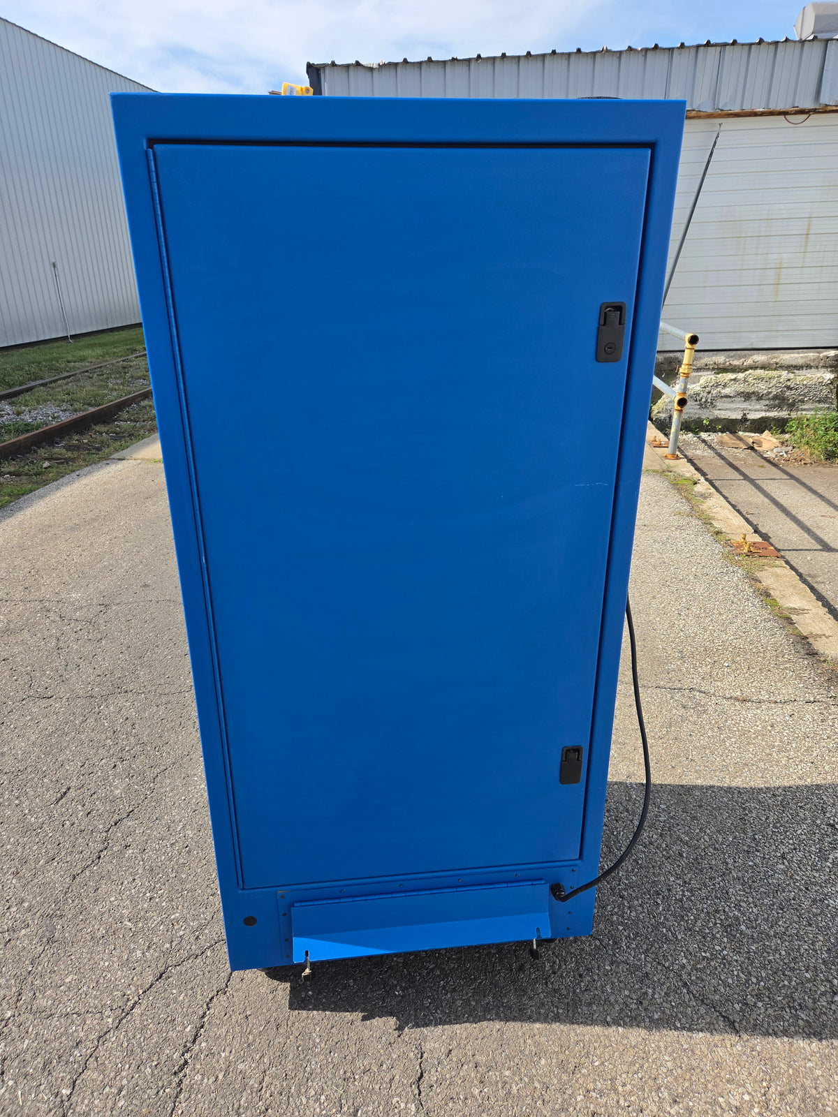 ITS Enclosures IS603027-12-B Icestation Mobile Computer Cabinet Enclosure 39497