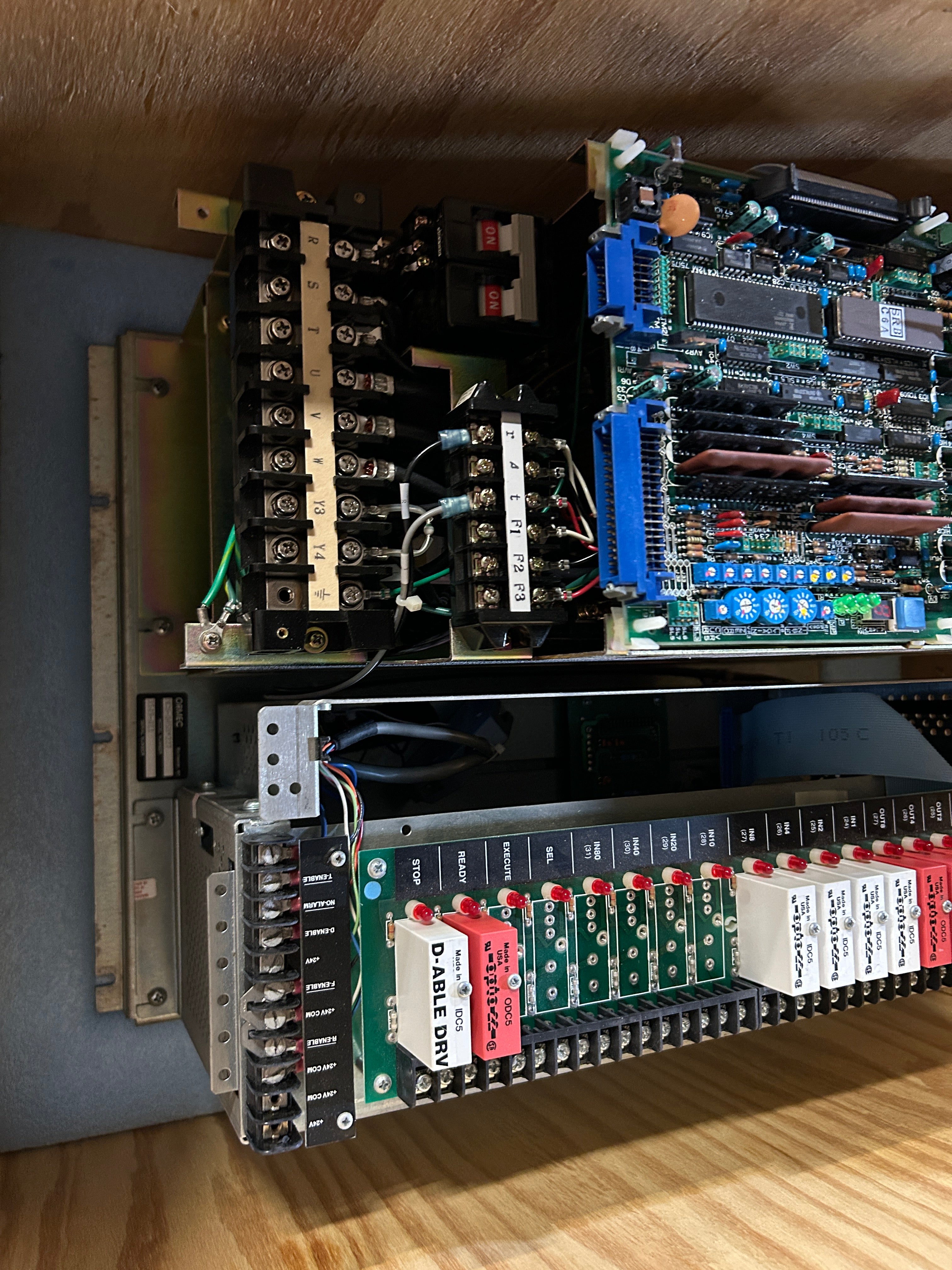 Ormec MCS-S45H*227 Servo Drive Assembly Telemecanique Breaker Tokin Noise Filter