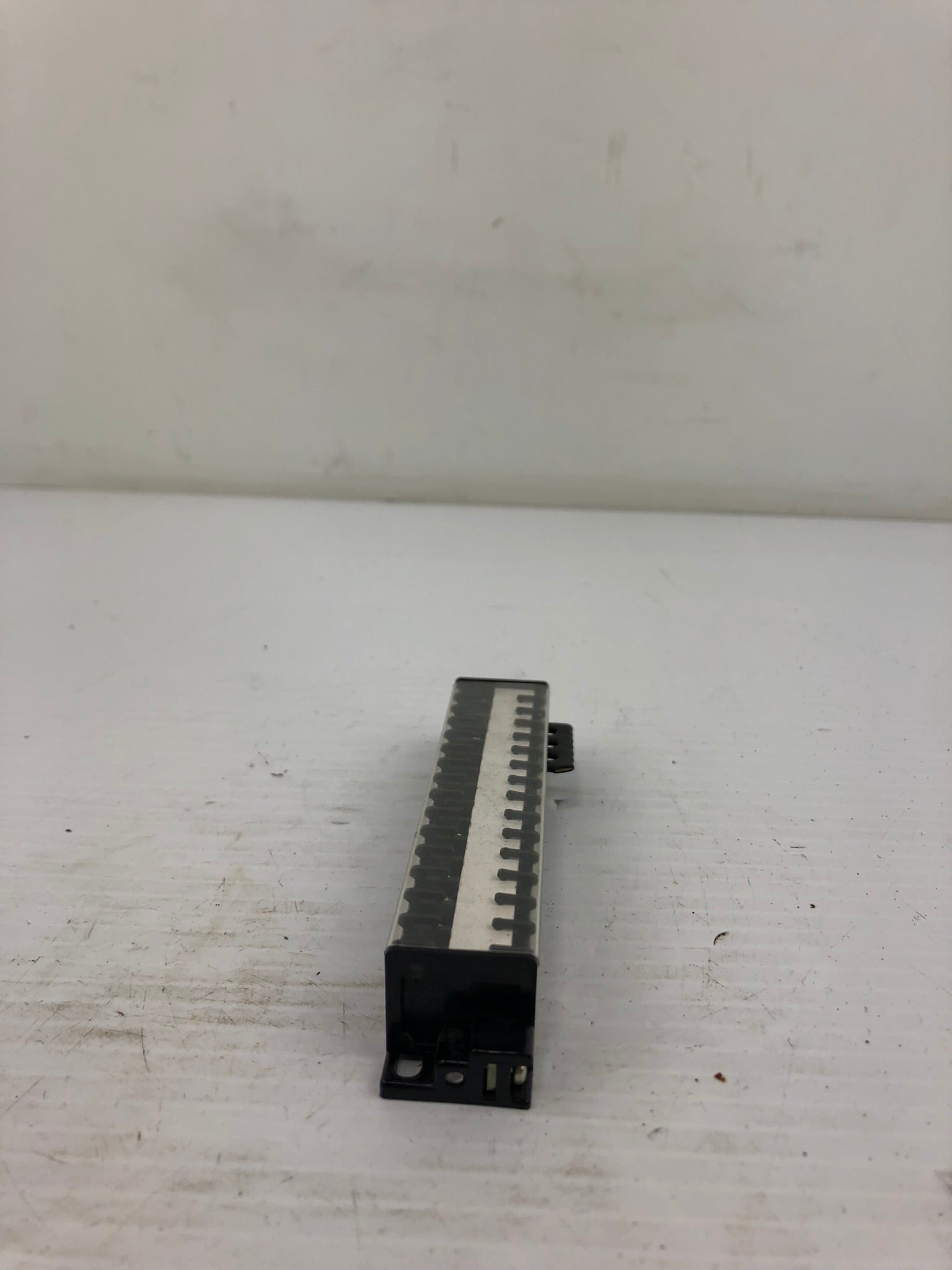 Togi RT-10K Terminal Block 15 Pole