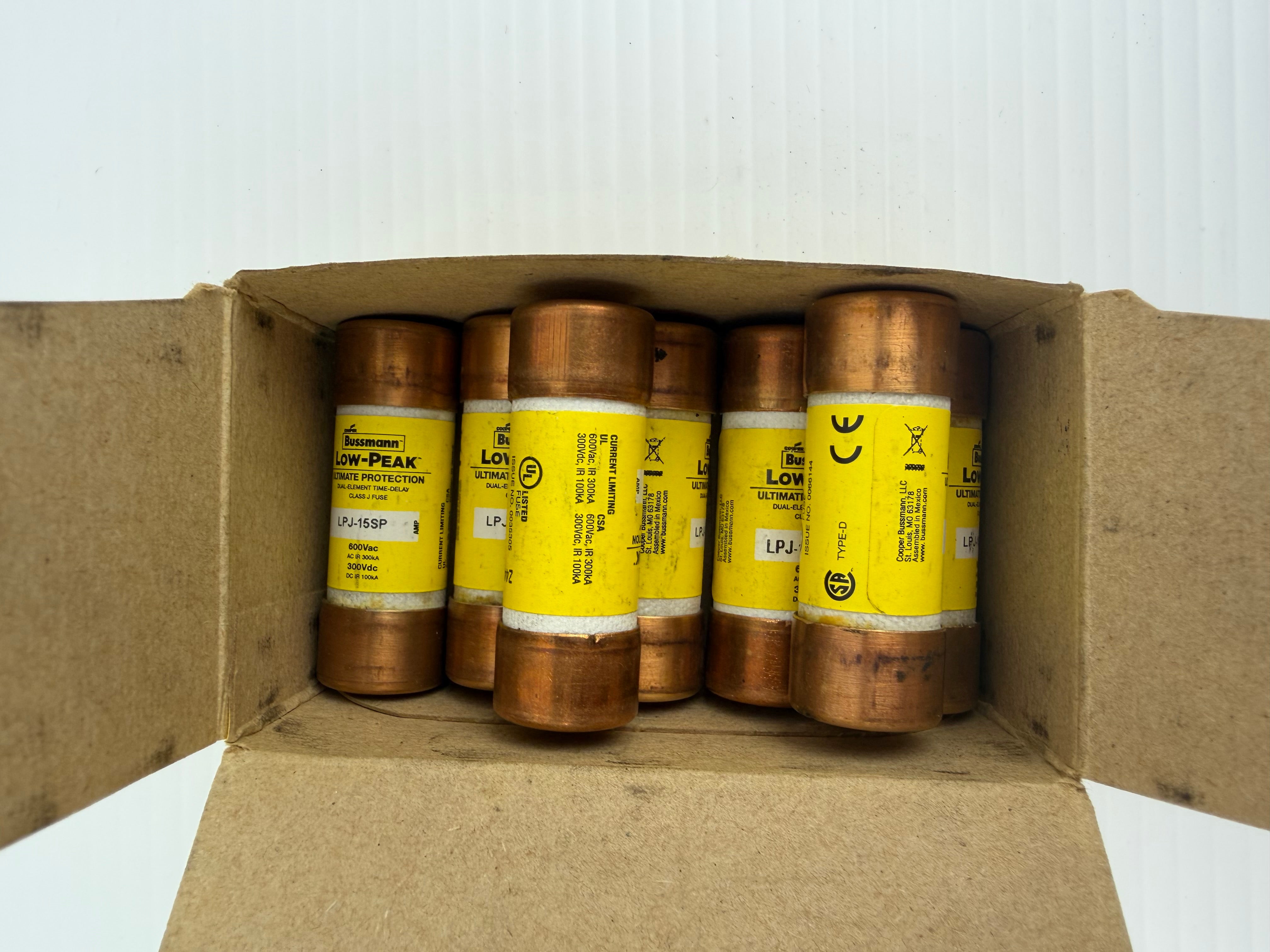 Eaton Bussmann LPJ-15SP Low Peak Class J Time Delay Fuses 15 Amp Lot of 7