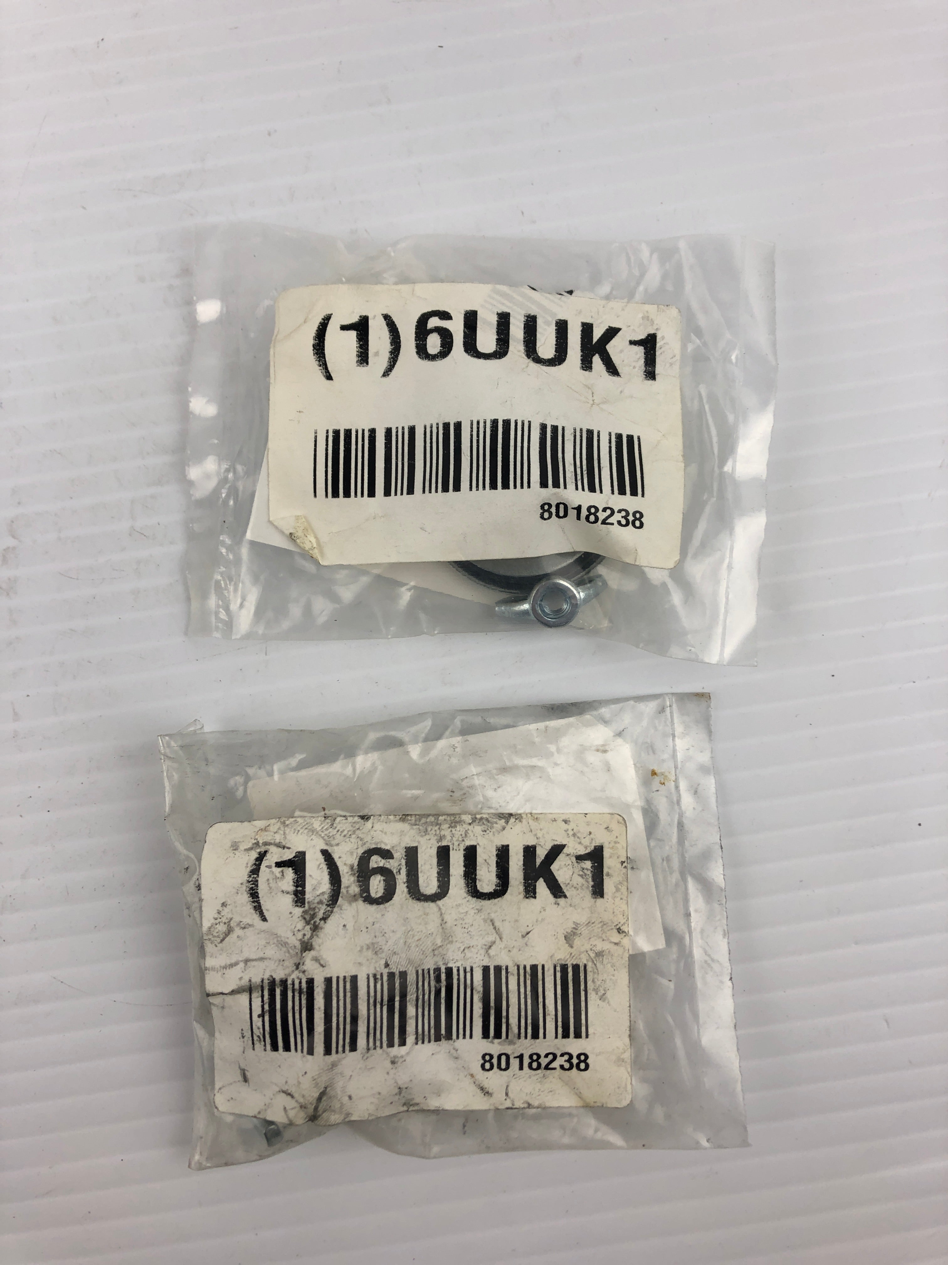 NH-45103R-8018238 Oil Tight Conduit Hole Sealer 6UUK1 - Lot of 2