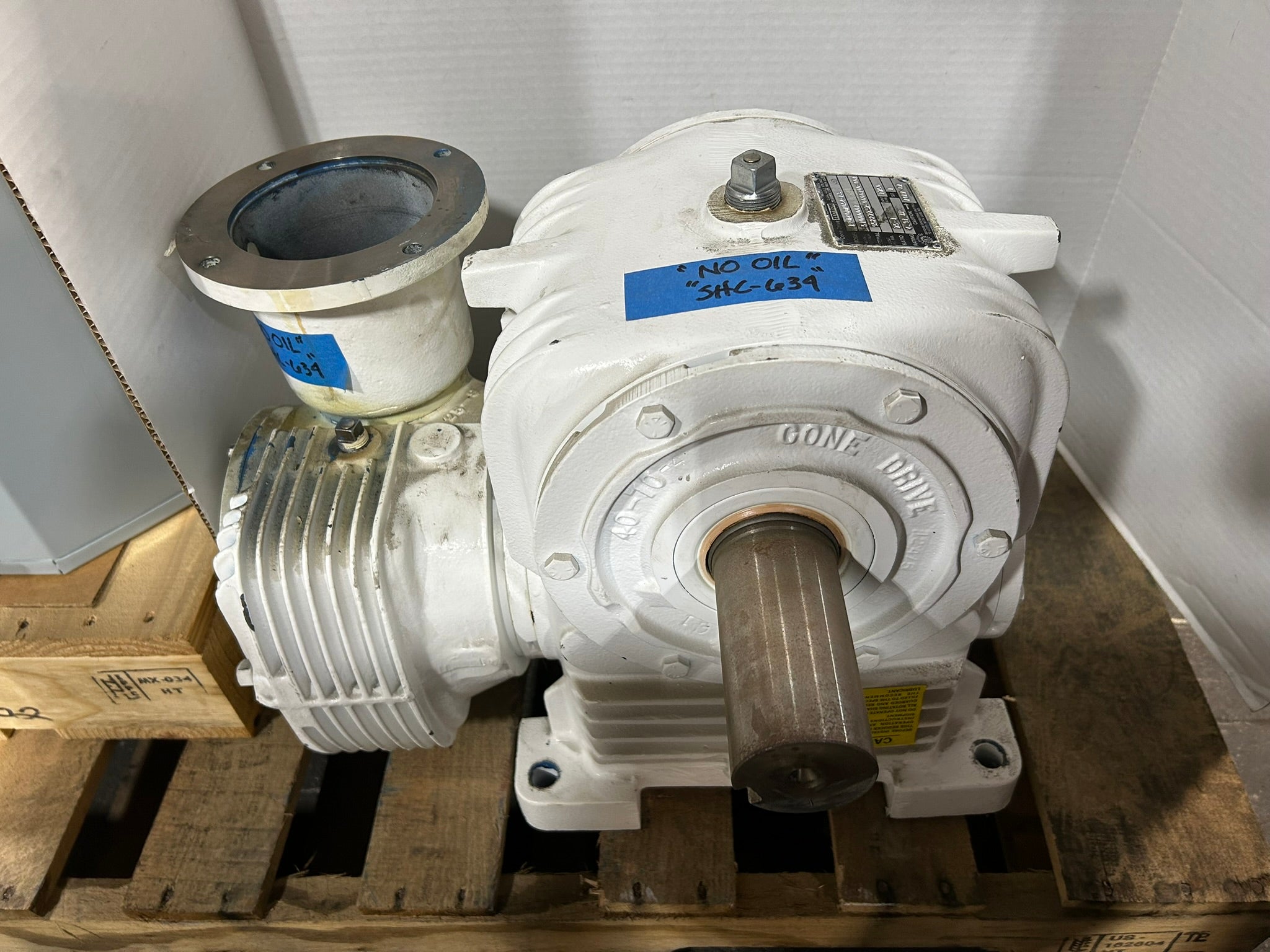 Textron MVU40DA054-F3 Cone Drive Gearbox 75-1 Ratio 1750RPM 4.91 HP