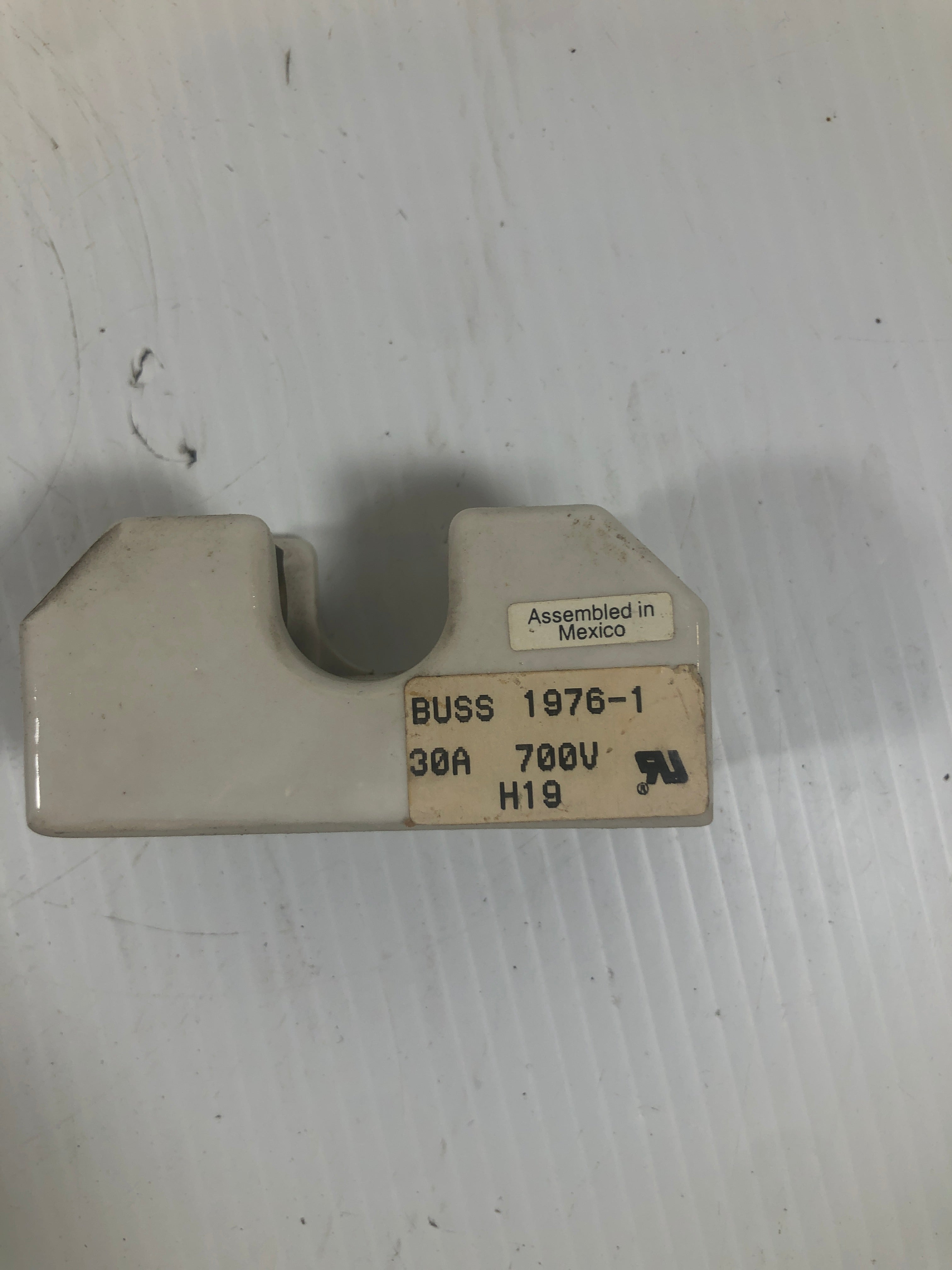 Buss Fuse Holder 1976-1 30A 700V H19 Porcelain