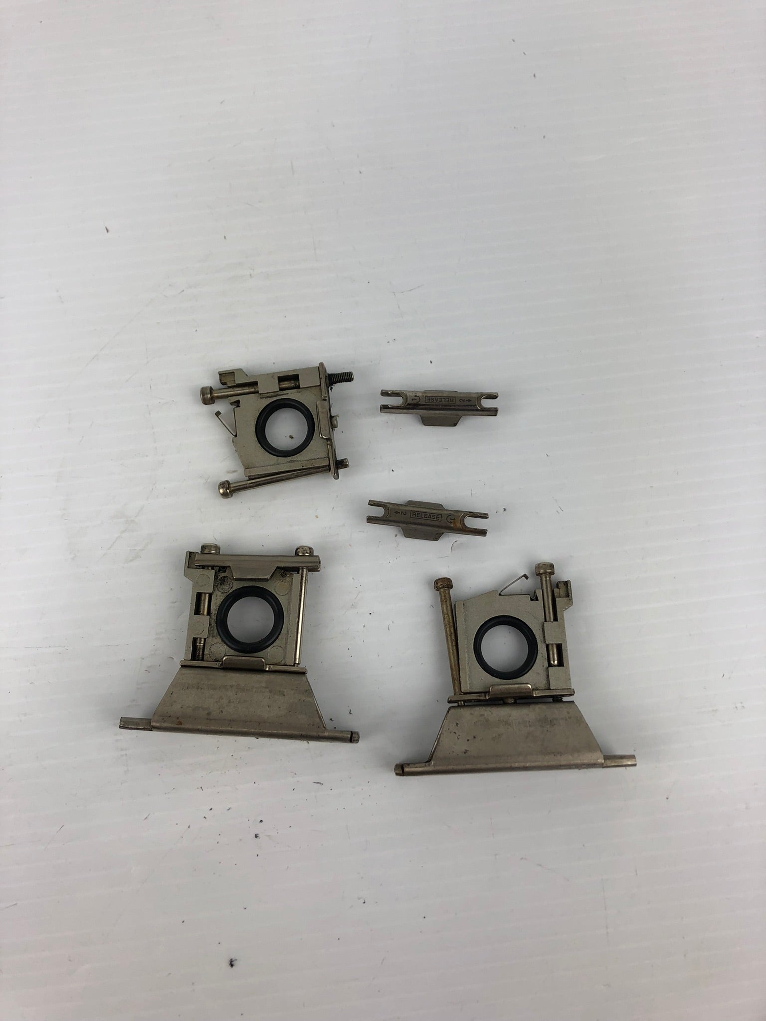 SMC AC30-03-X2121 Filter Regulator Assembly Brackets