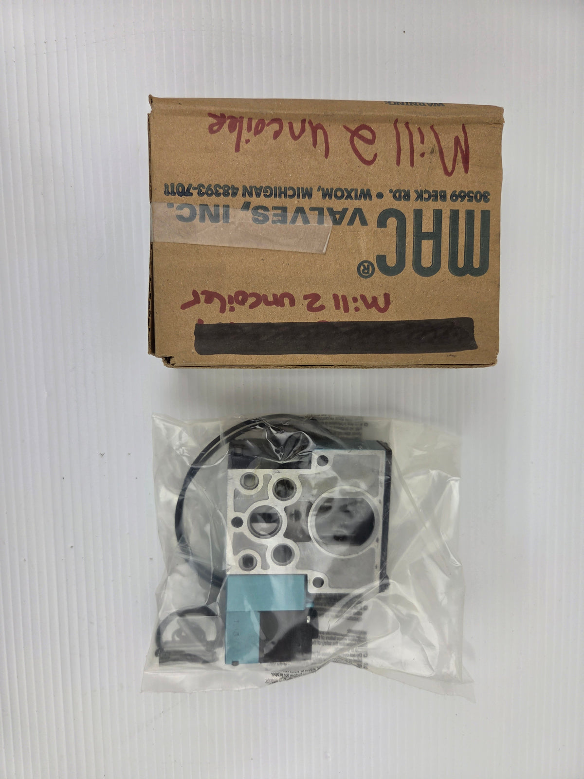MAC Valves 811C-PM-111DA-142 Solenoid Valve 20-150 PSI 6.8W PME-111DAAA