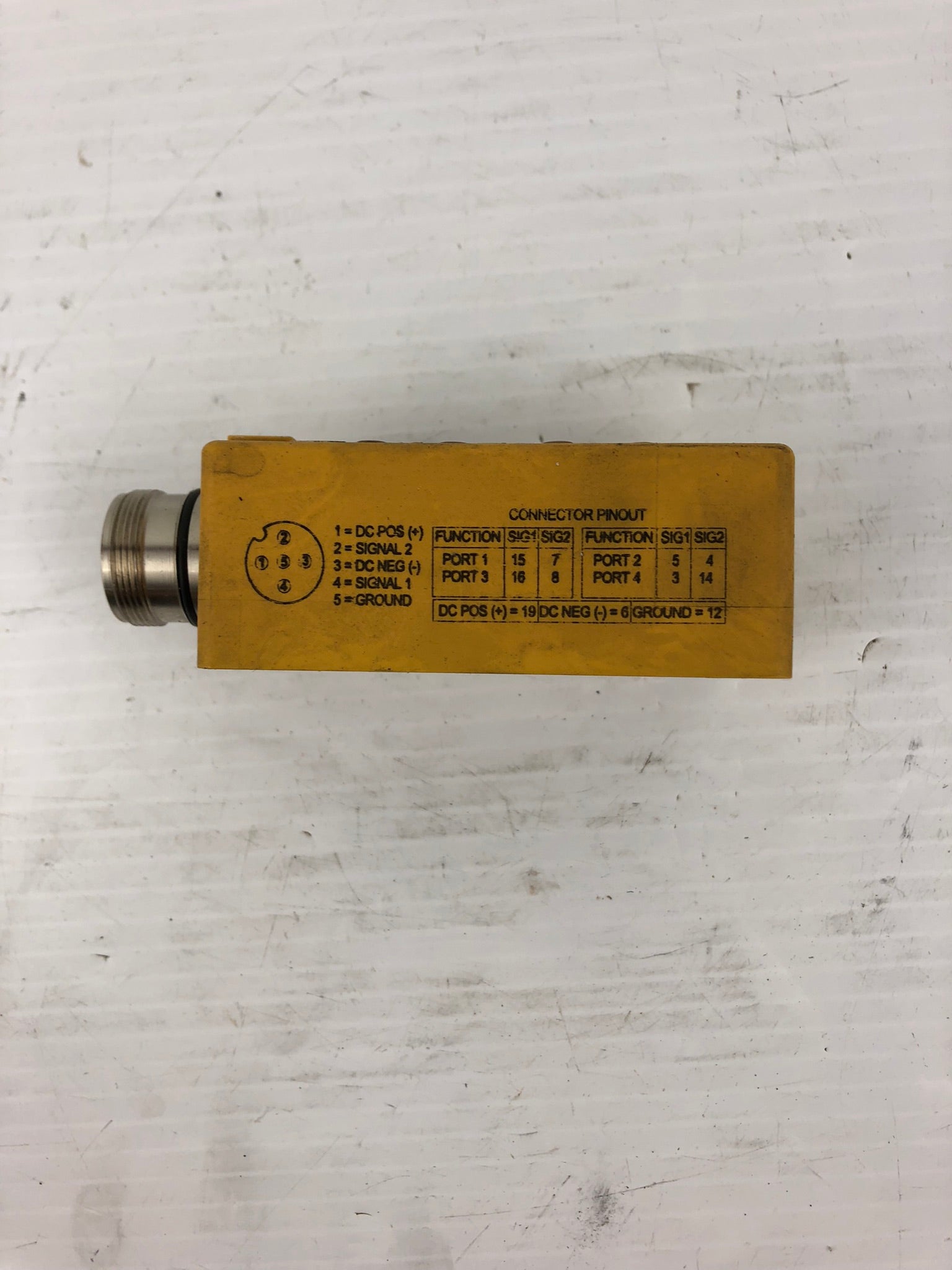 Turck U7016-4 Multi Box VB40.5-P7X9-CS19