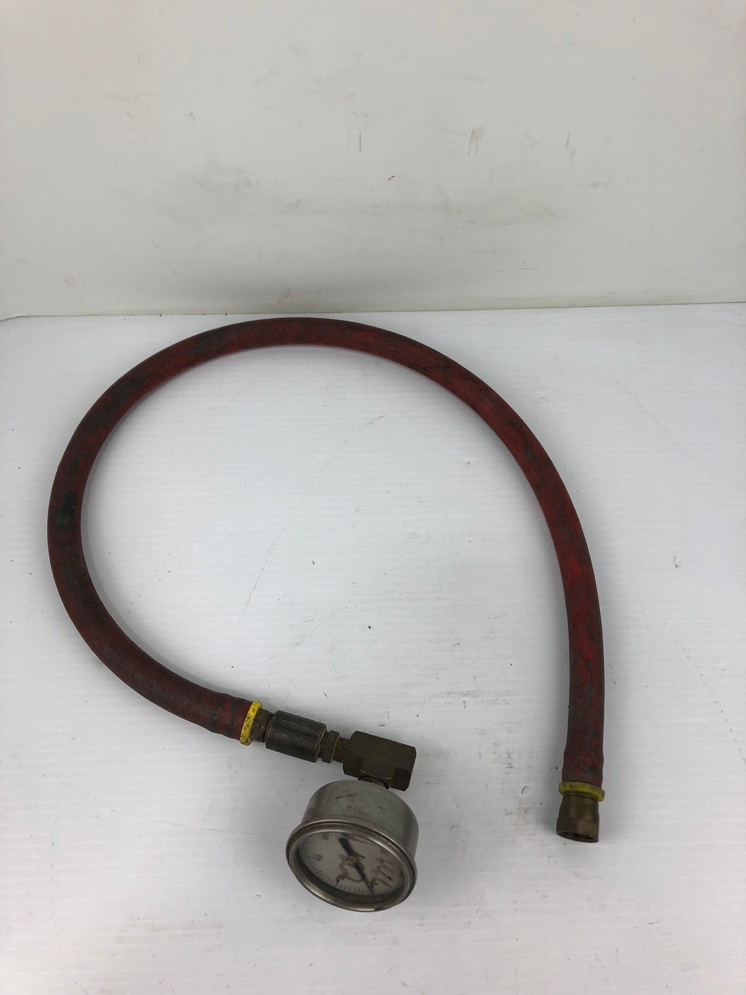 Gauge with Hose PSI 0-100